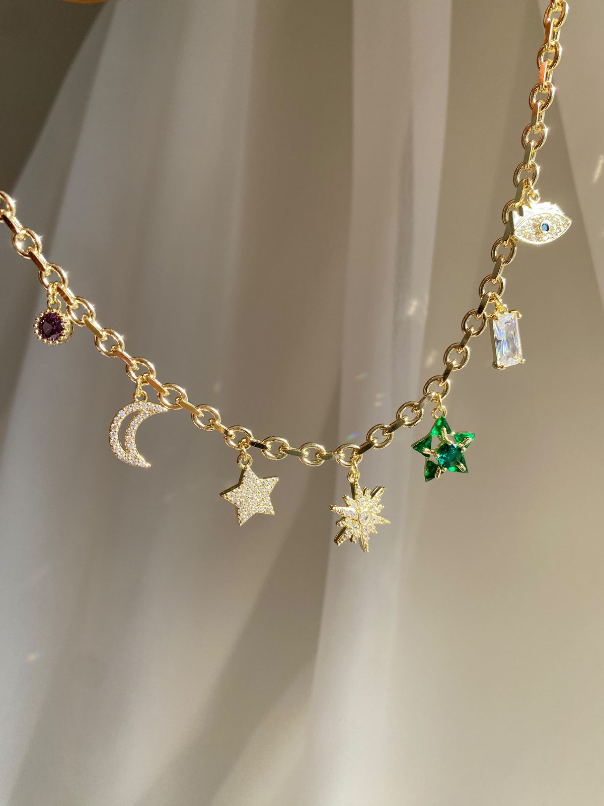 Star charm choker