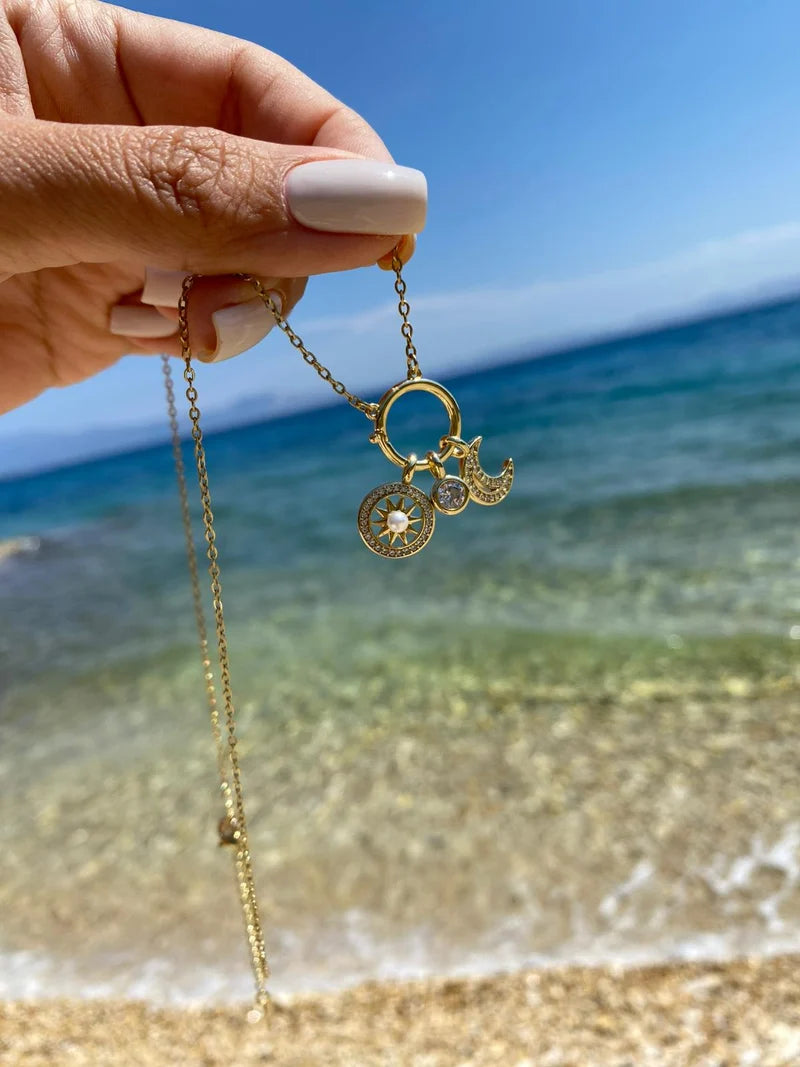 charm moon kolye