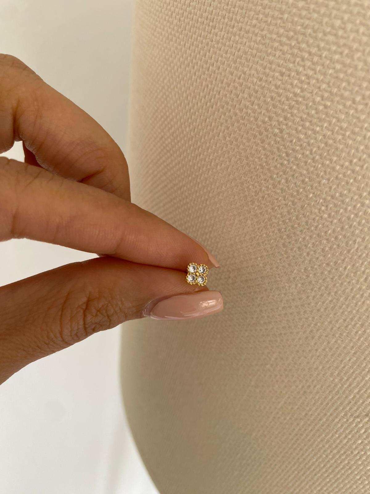 Flowers tragus küpe