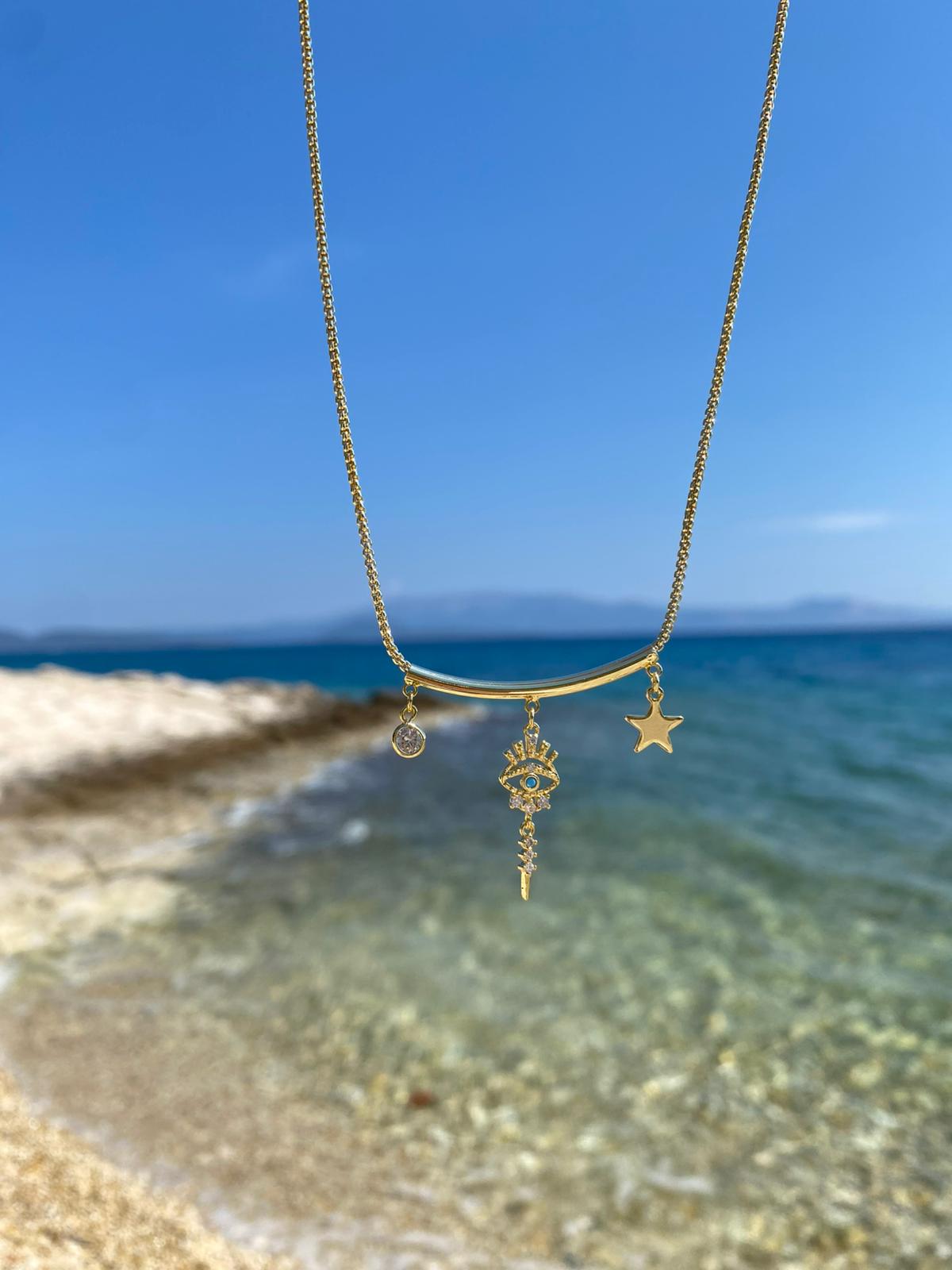 Eyes Star charm kısa kolye