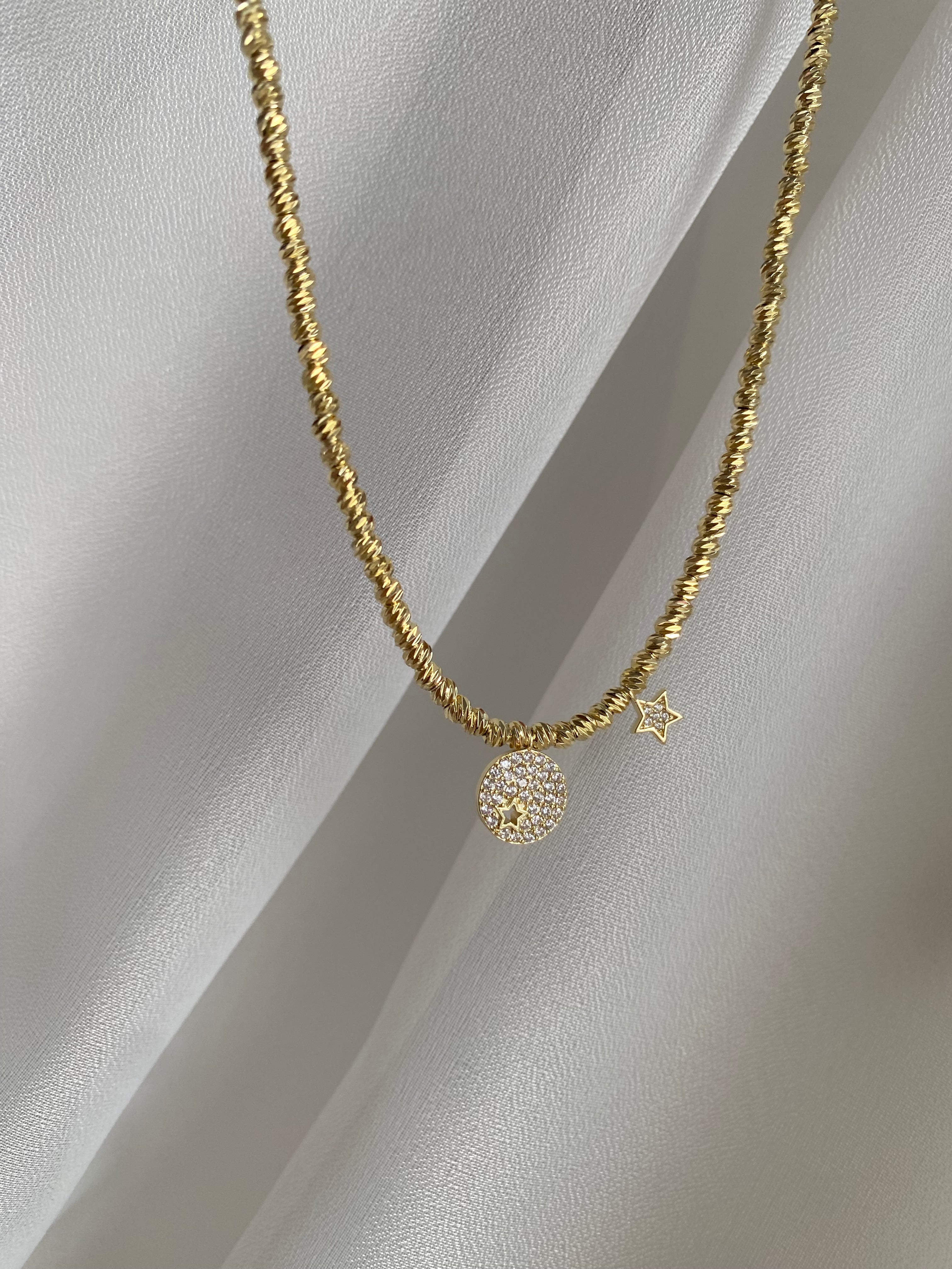 Stars Dorika Kısa Kolye