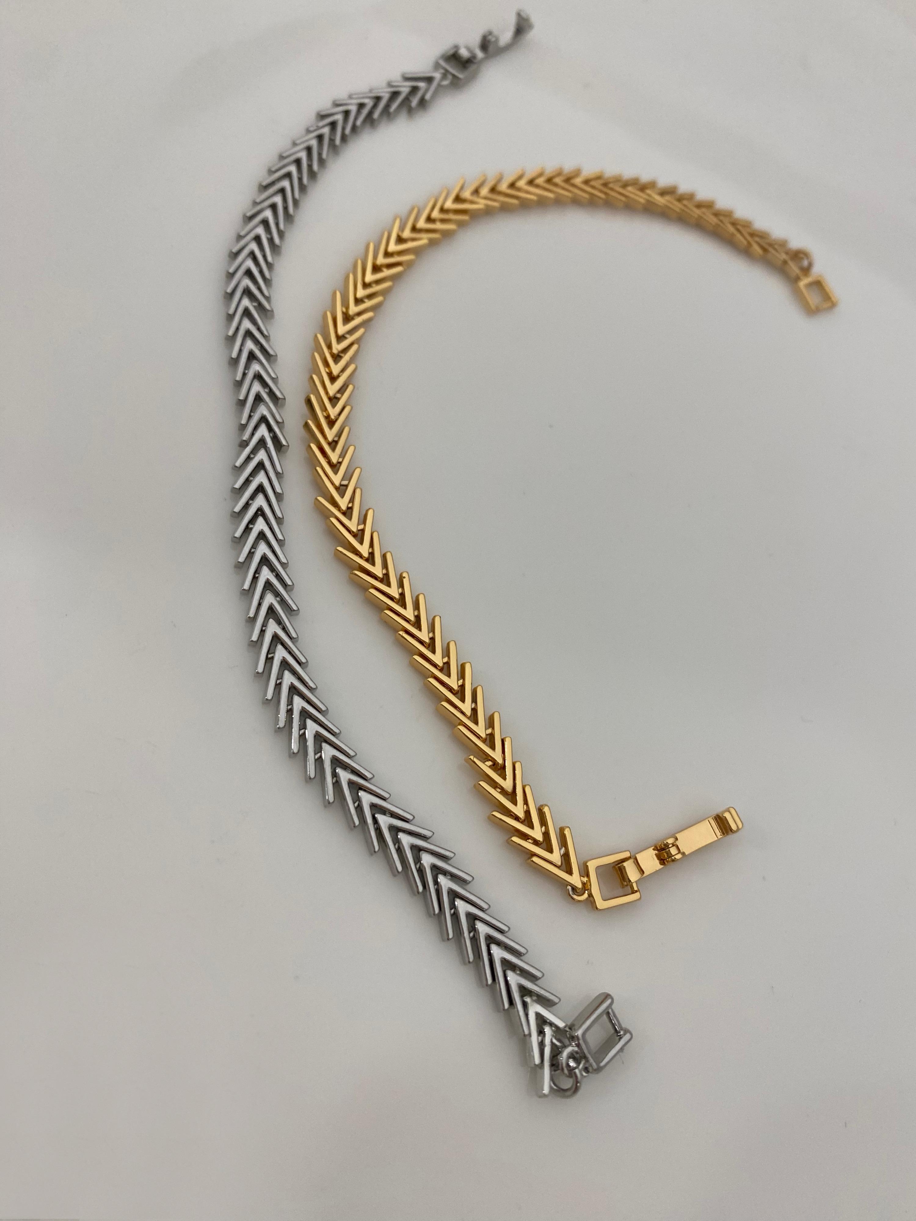 Kılçık Bileklikler