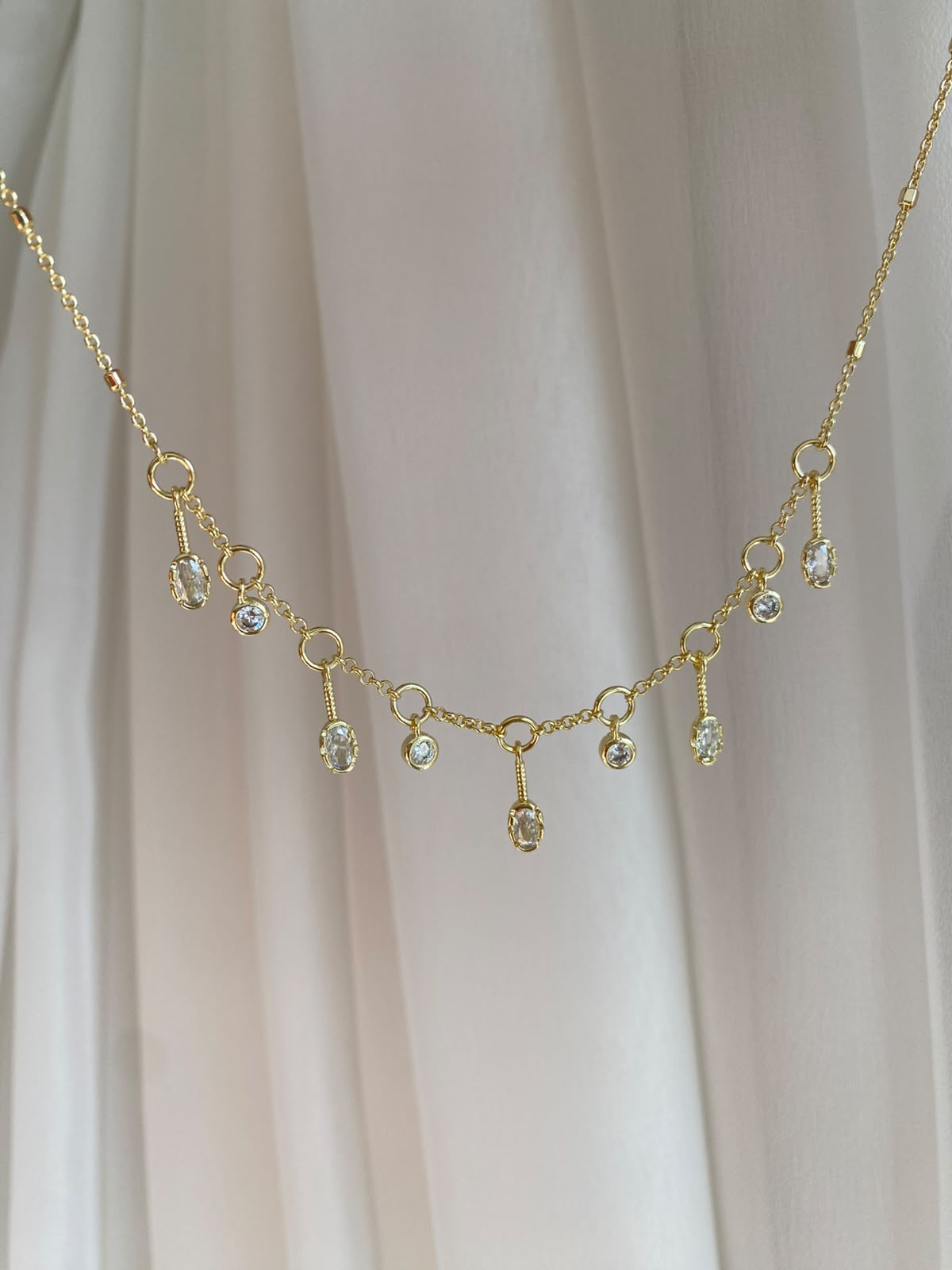 Drop & Stone choker