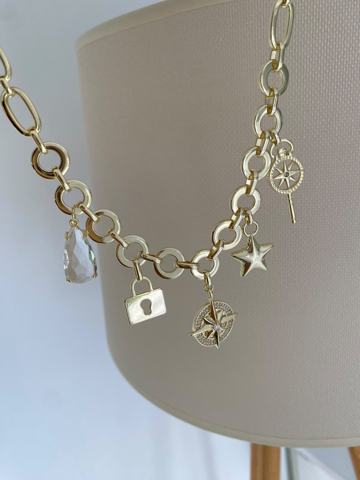 Poles star charm choker