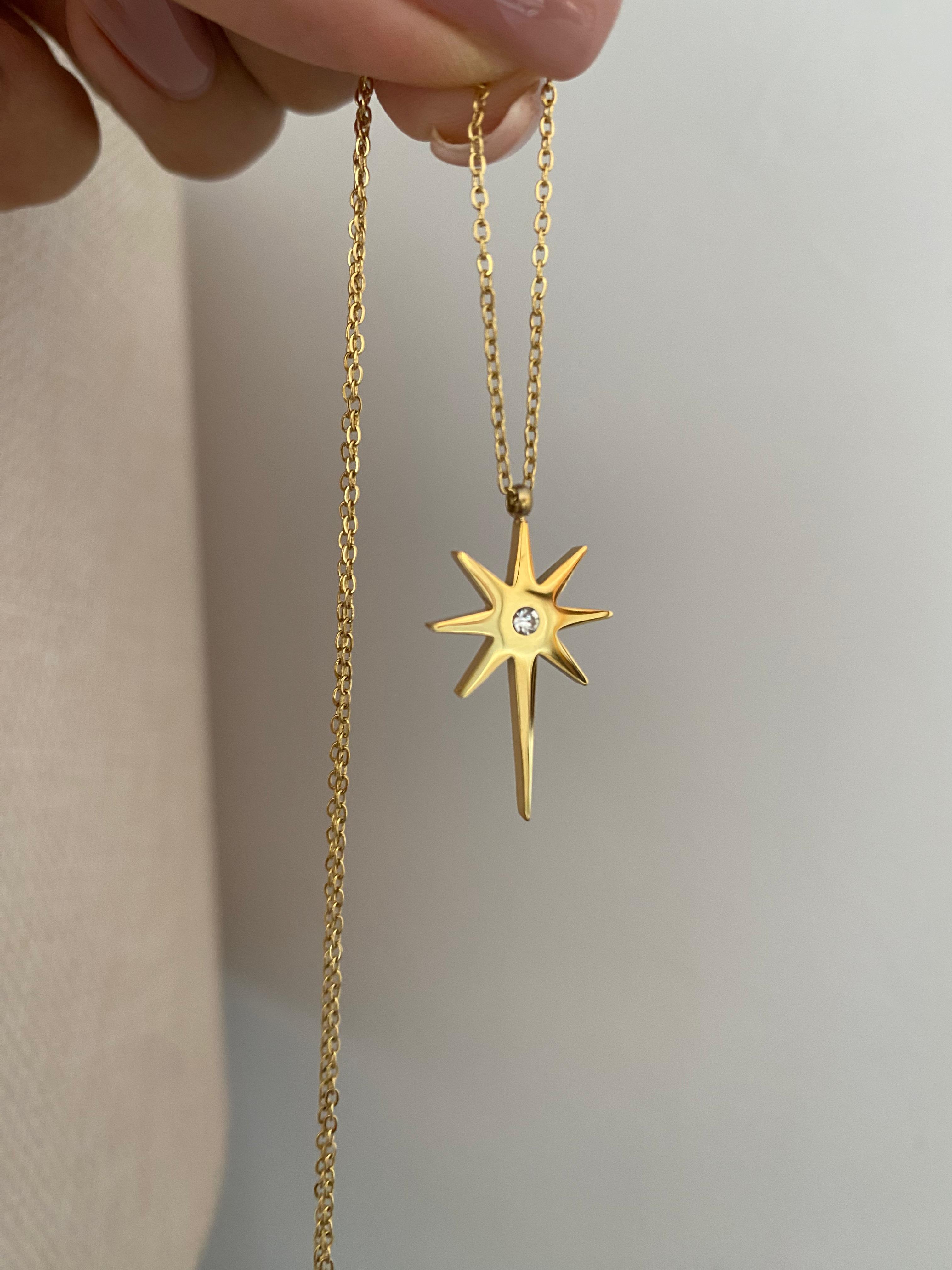 Mineal Star Kısa Kolyeler