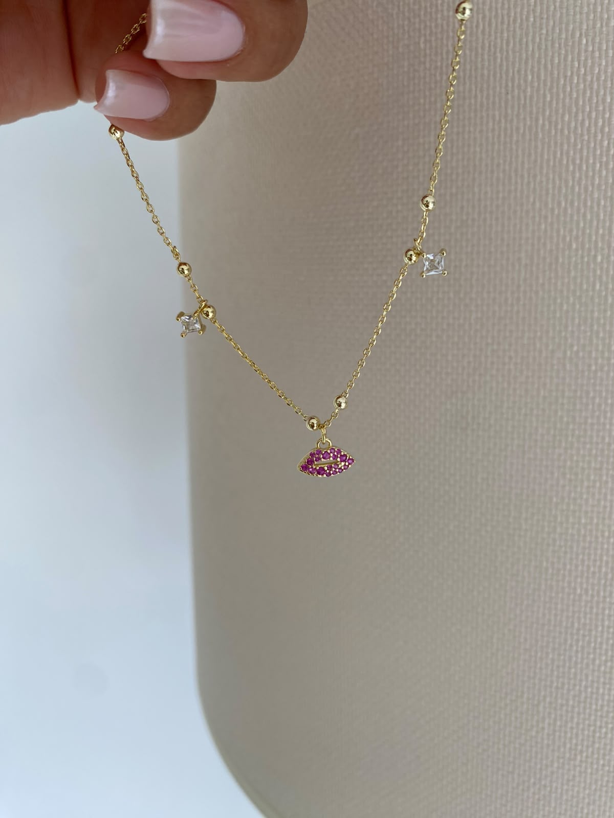 Lips charm halhal
