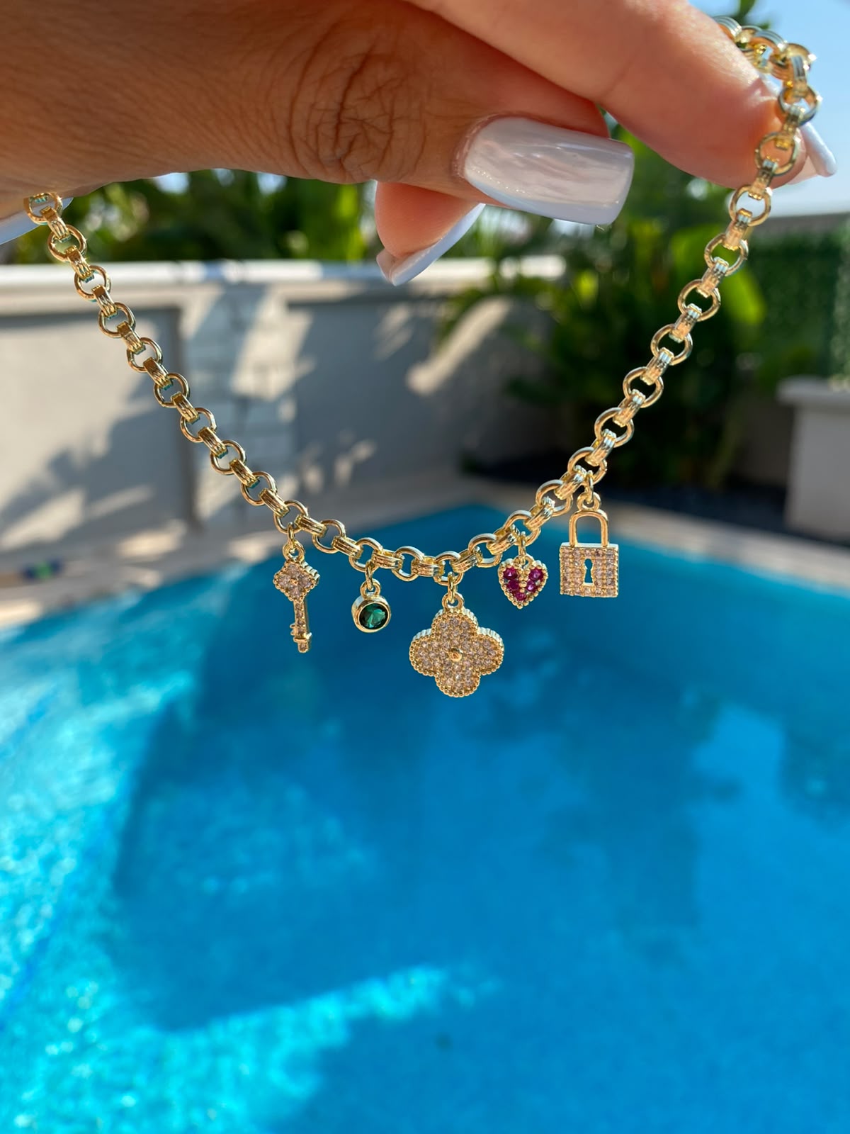 clovers charm bileklik