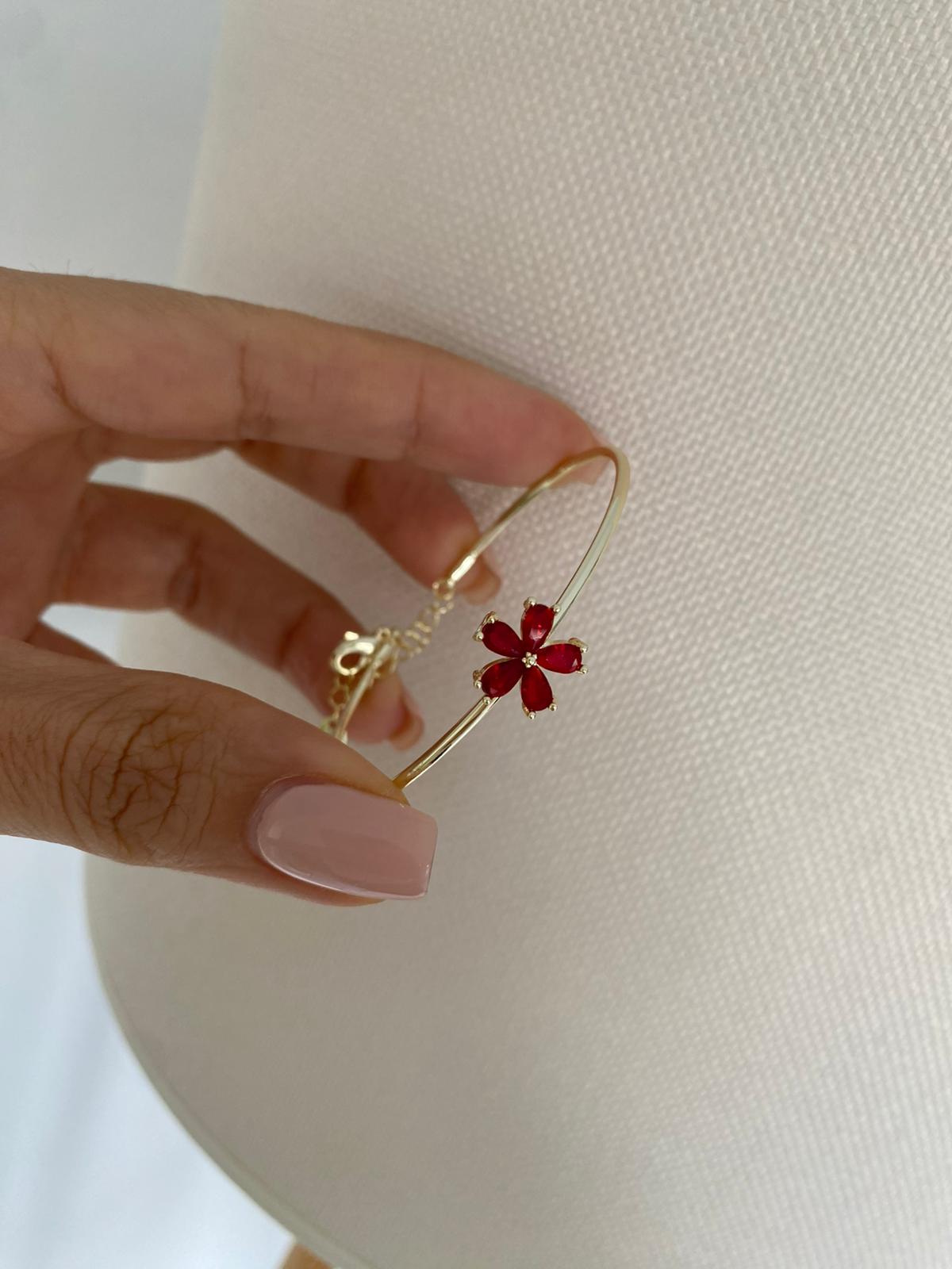 Red flower ince kelepçe