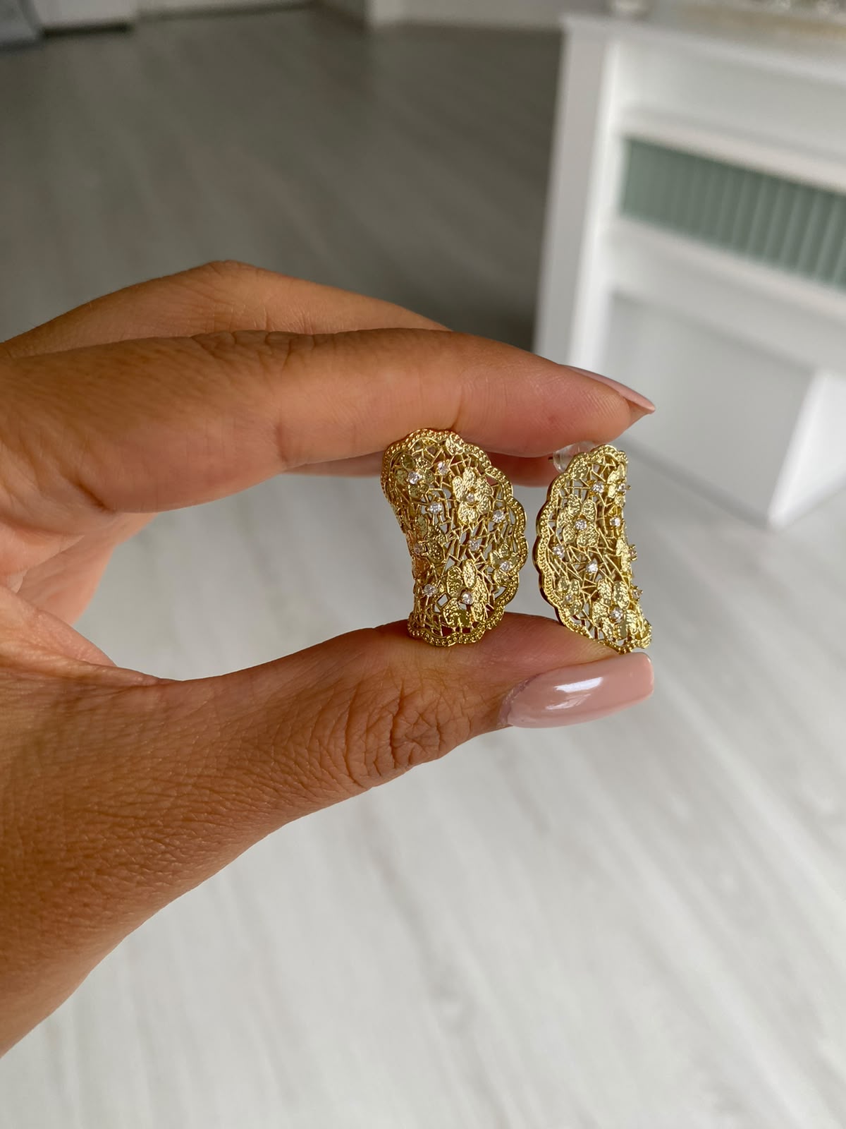 Gold lace küpe