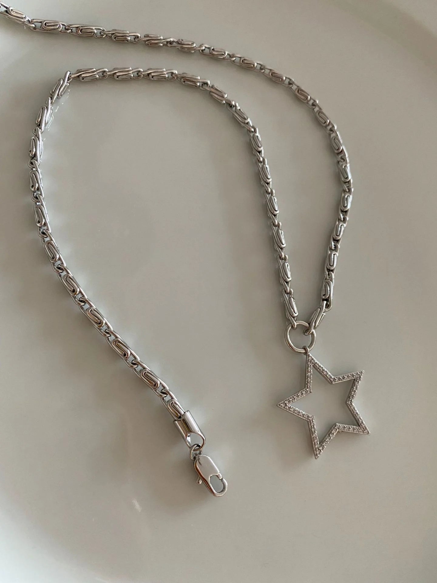 Cassy Star Kısa Kolye