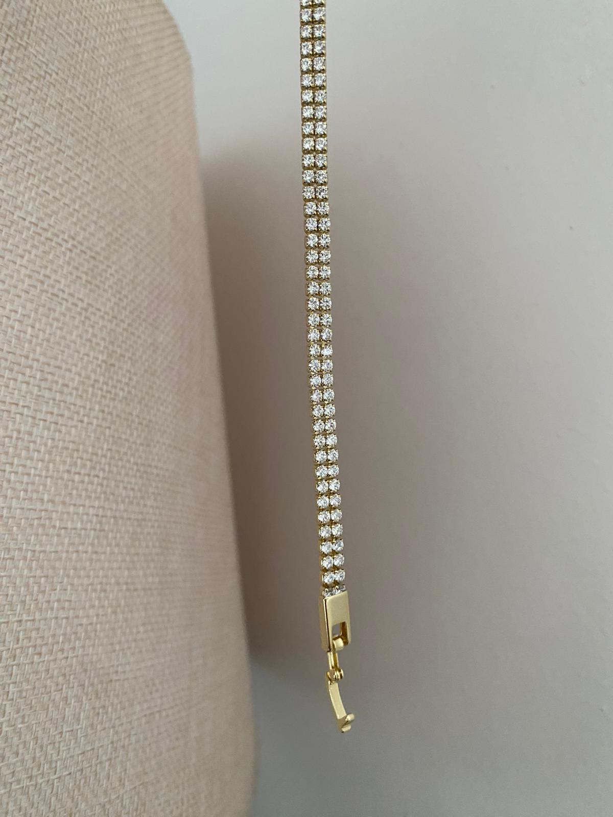 Çift su yolu bileklik