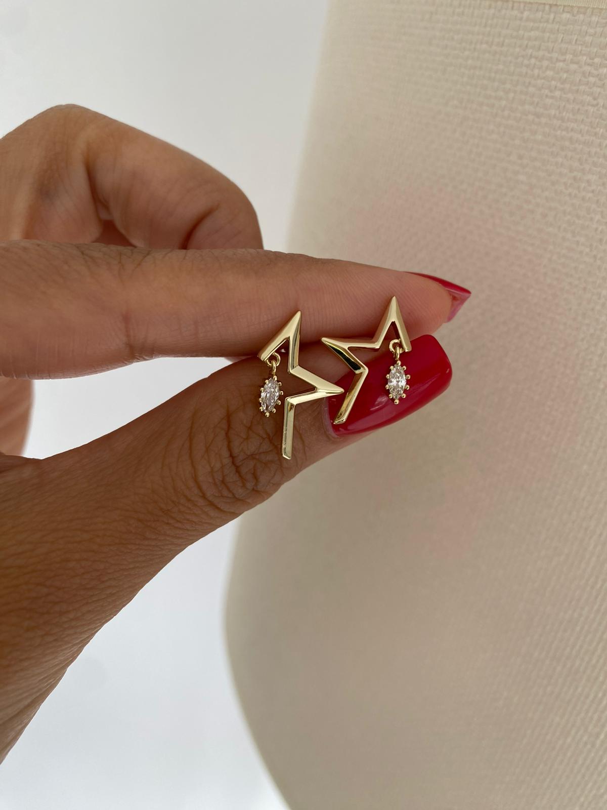 half star küpe