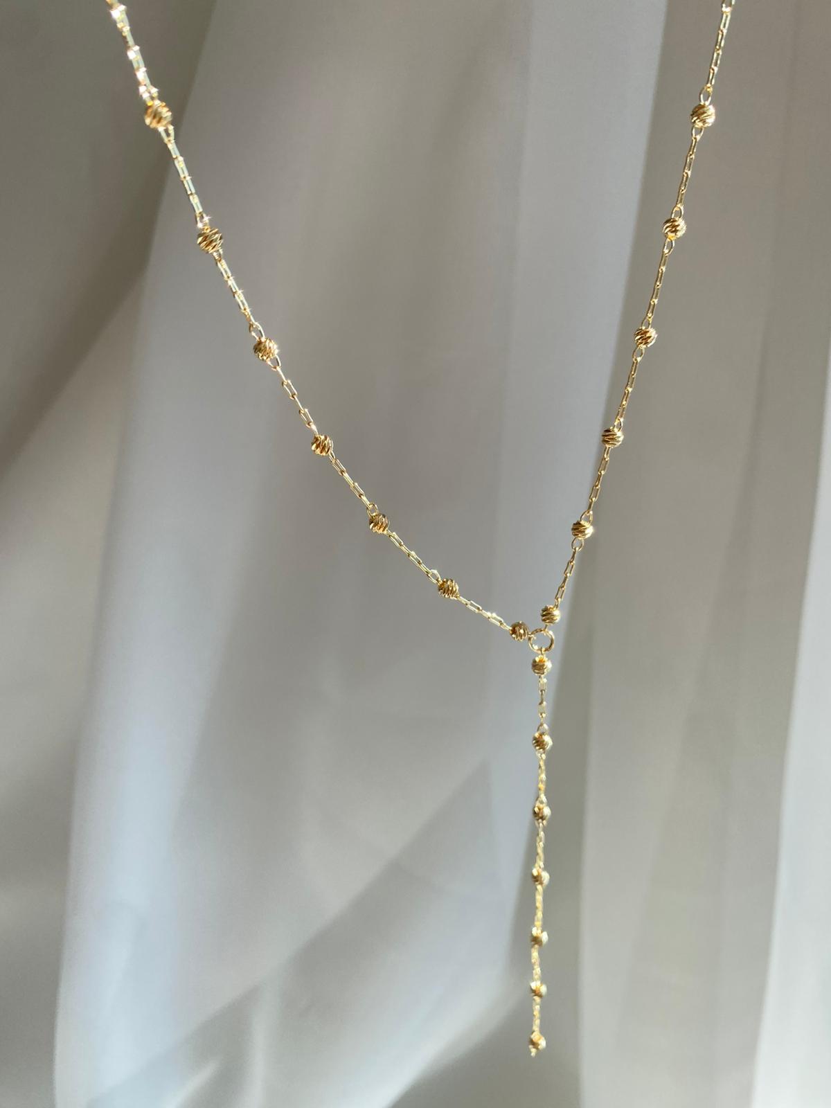 Dorika Details Y Kolye