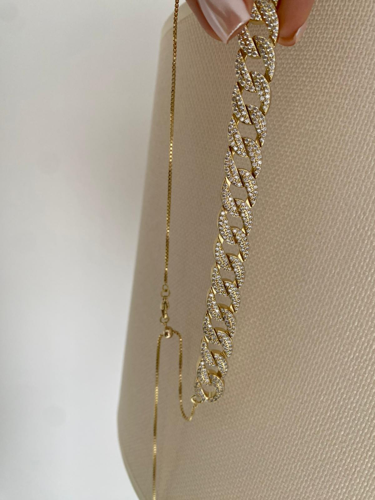 Gurmet Zirkon Asansörlü Kolye