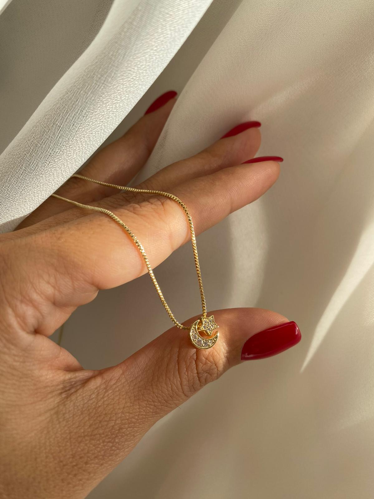 Minimal Ay yıldız Asansörlü Kolye