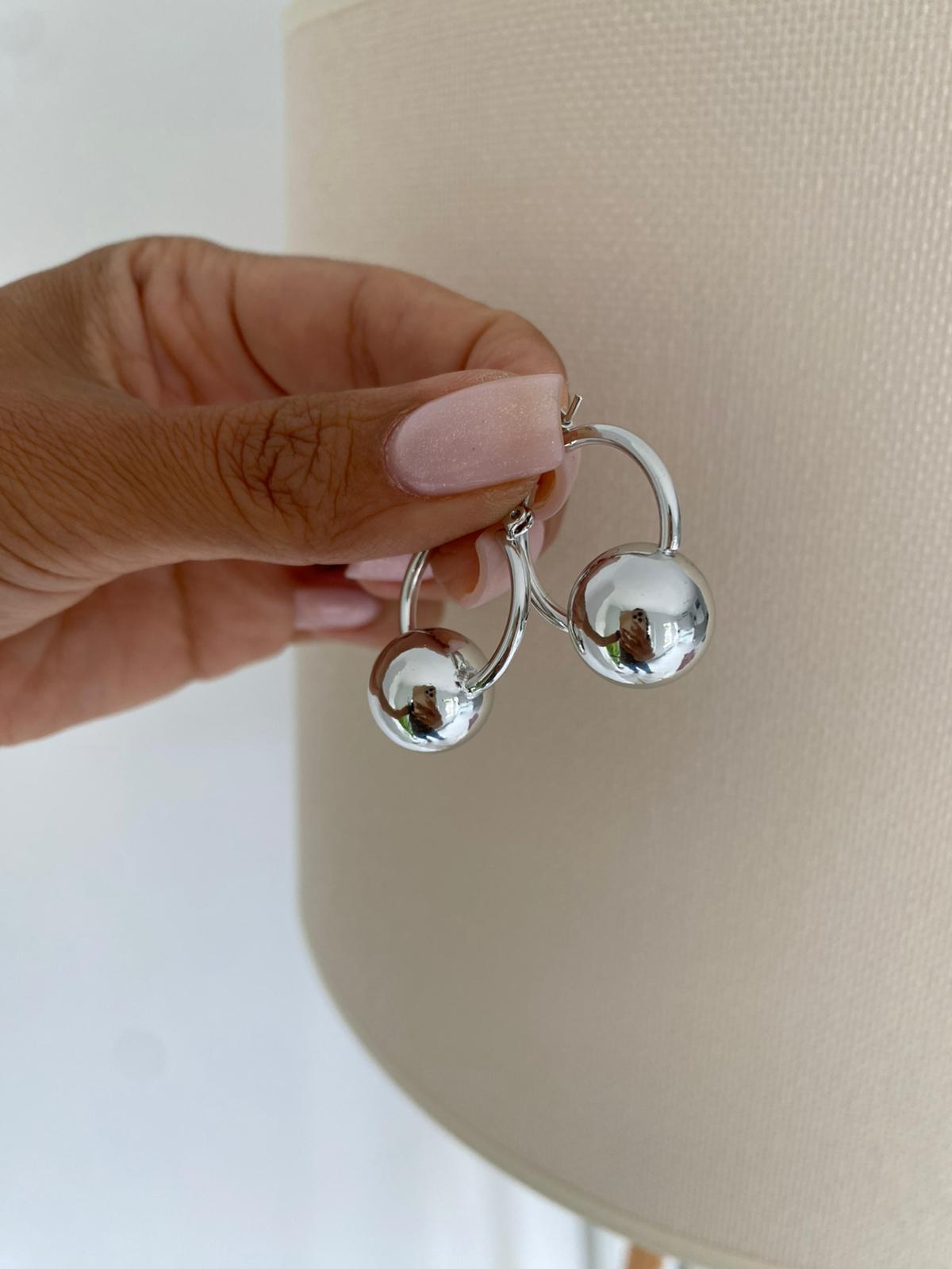 silver ball küpe