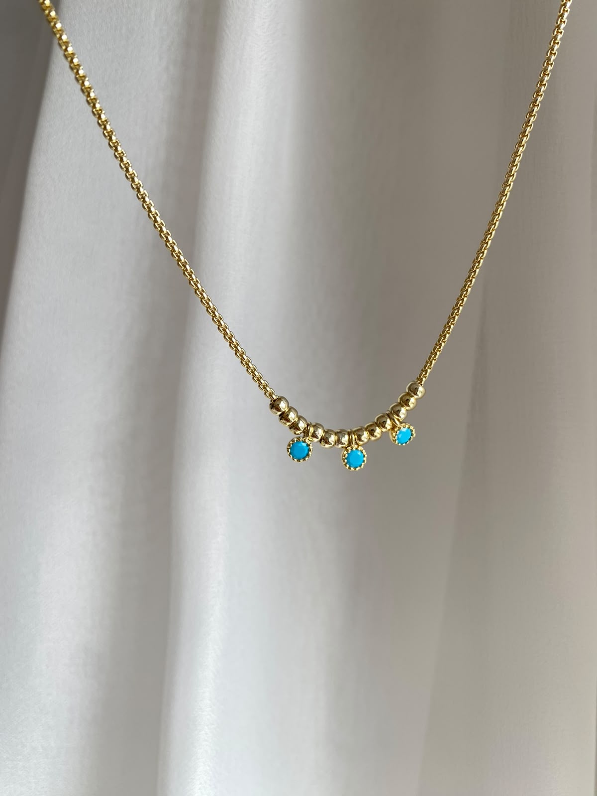 Blue stone minimal kolye