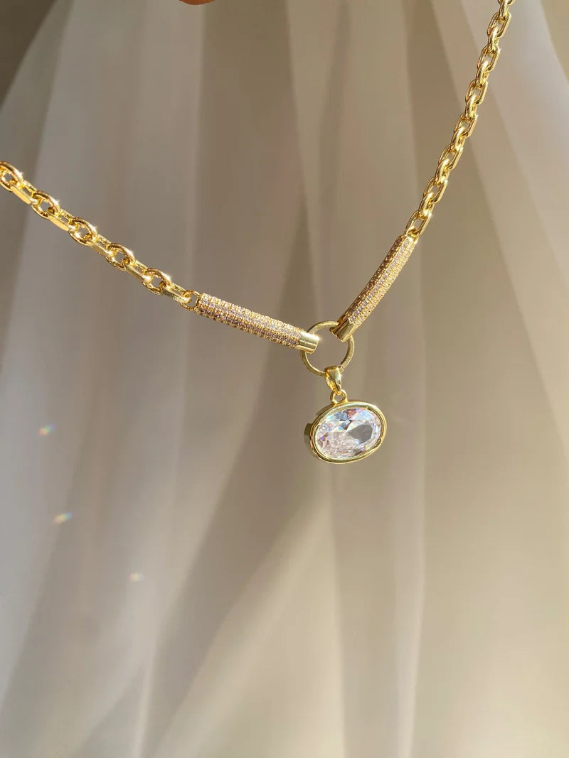 Stone zircon choker