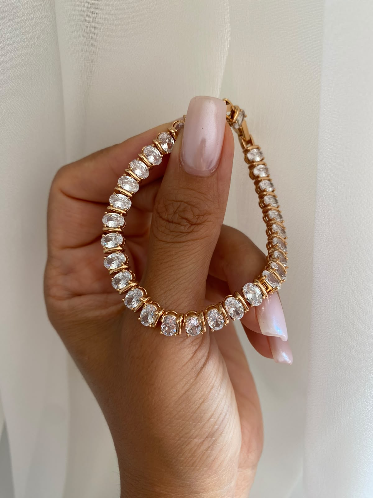 Oval rose bileklik
