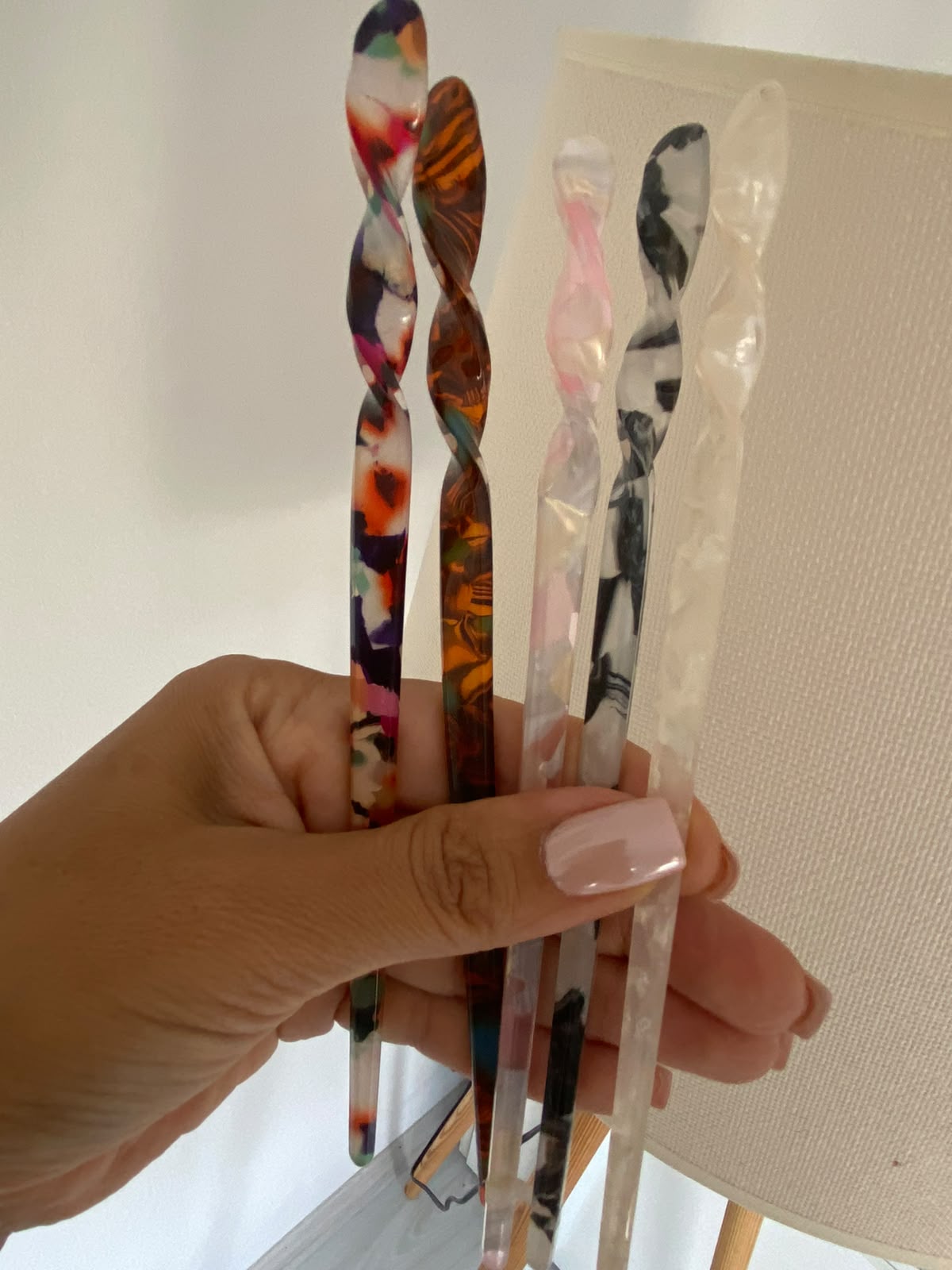Colour burgu pin toka