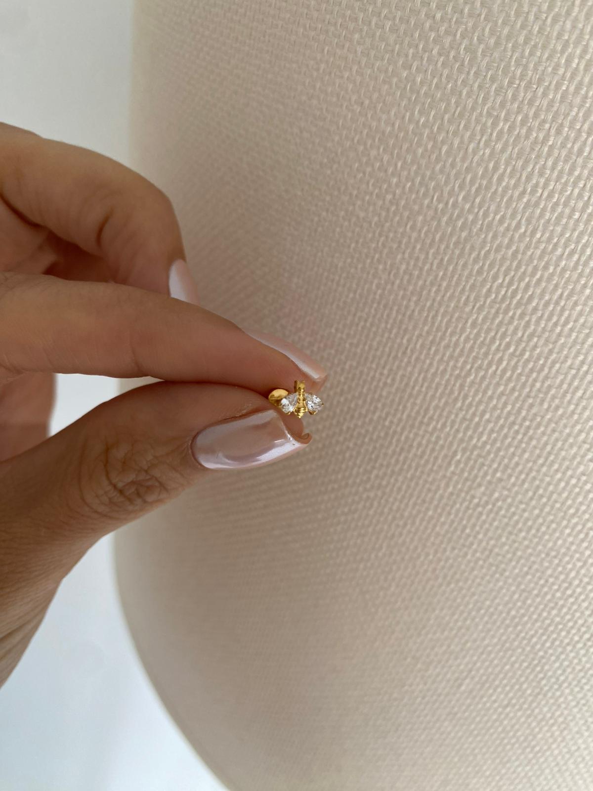 Bee tragus titanium küpe