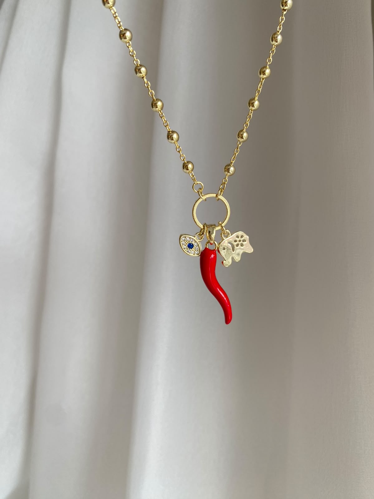 Biber & fil göz charm kolye