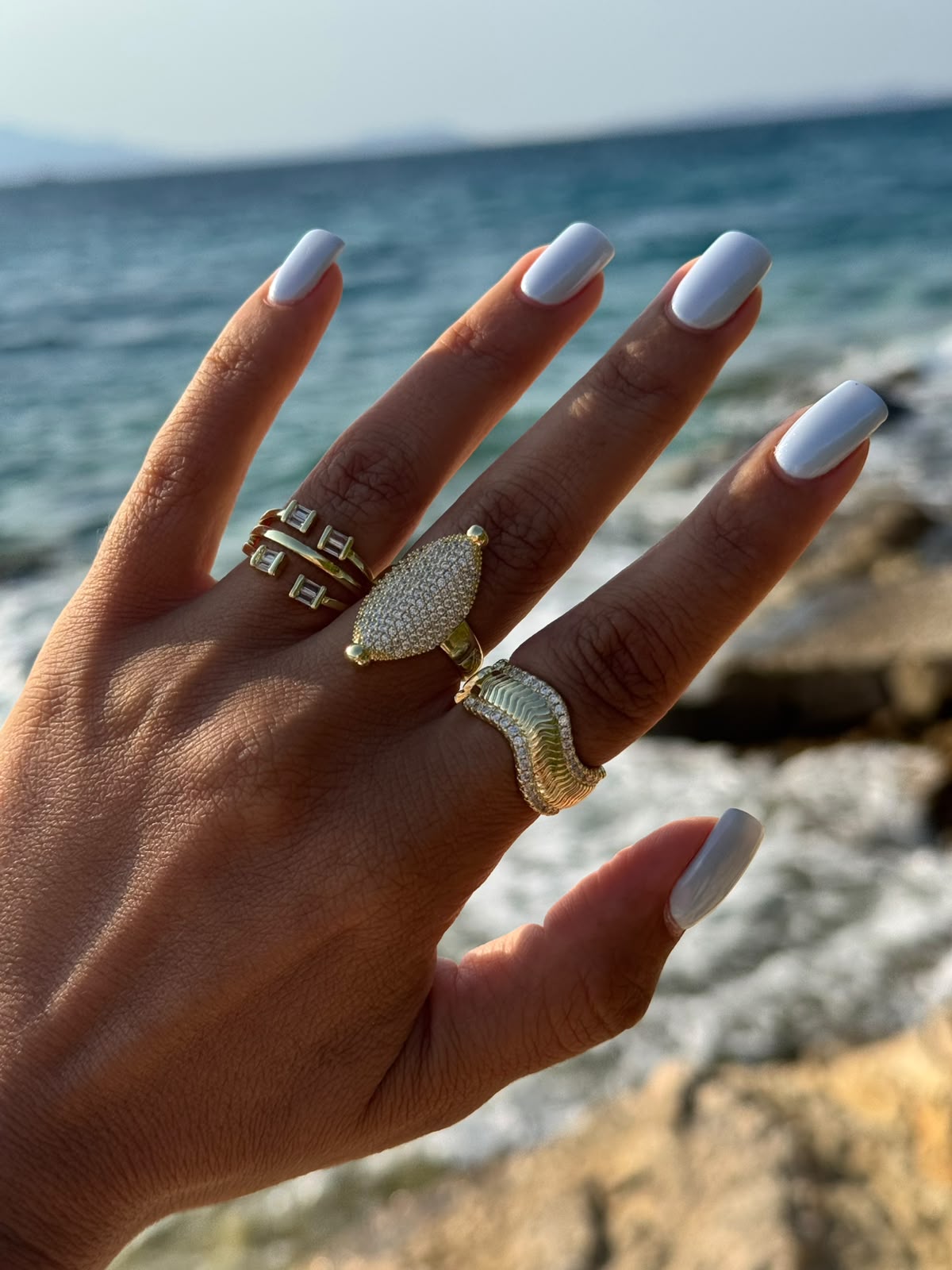 Zircon gold yüzükler