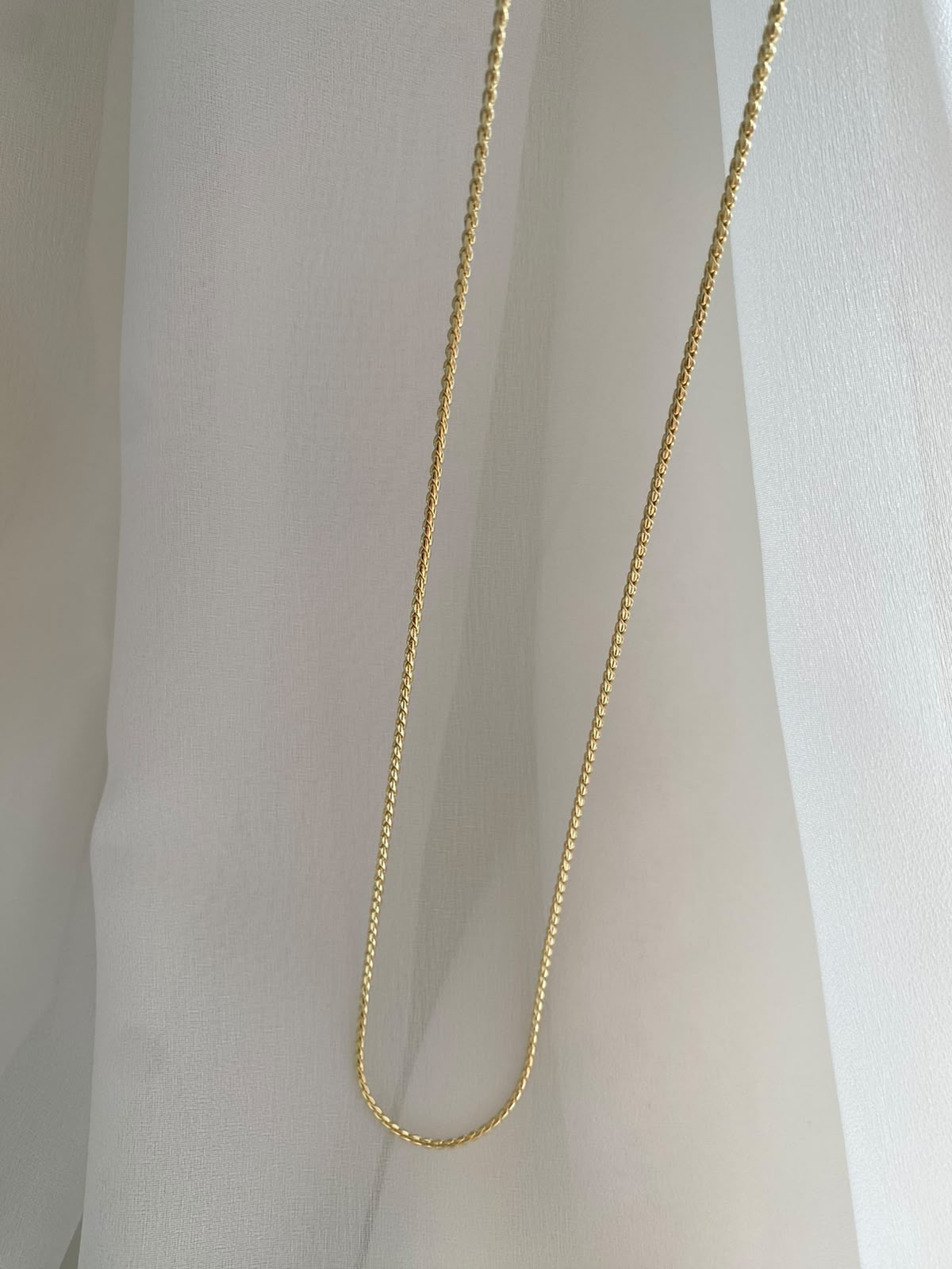 Chain uzun kolye
