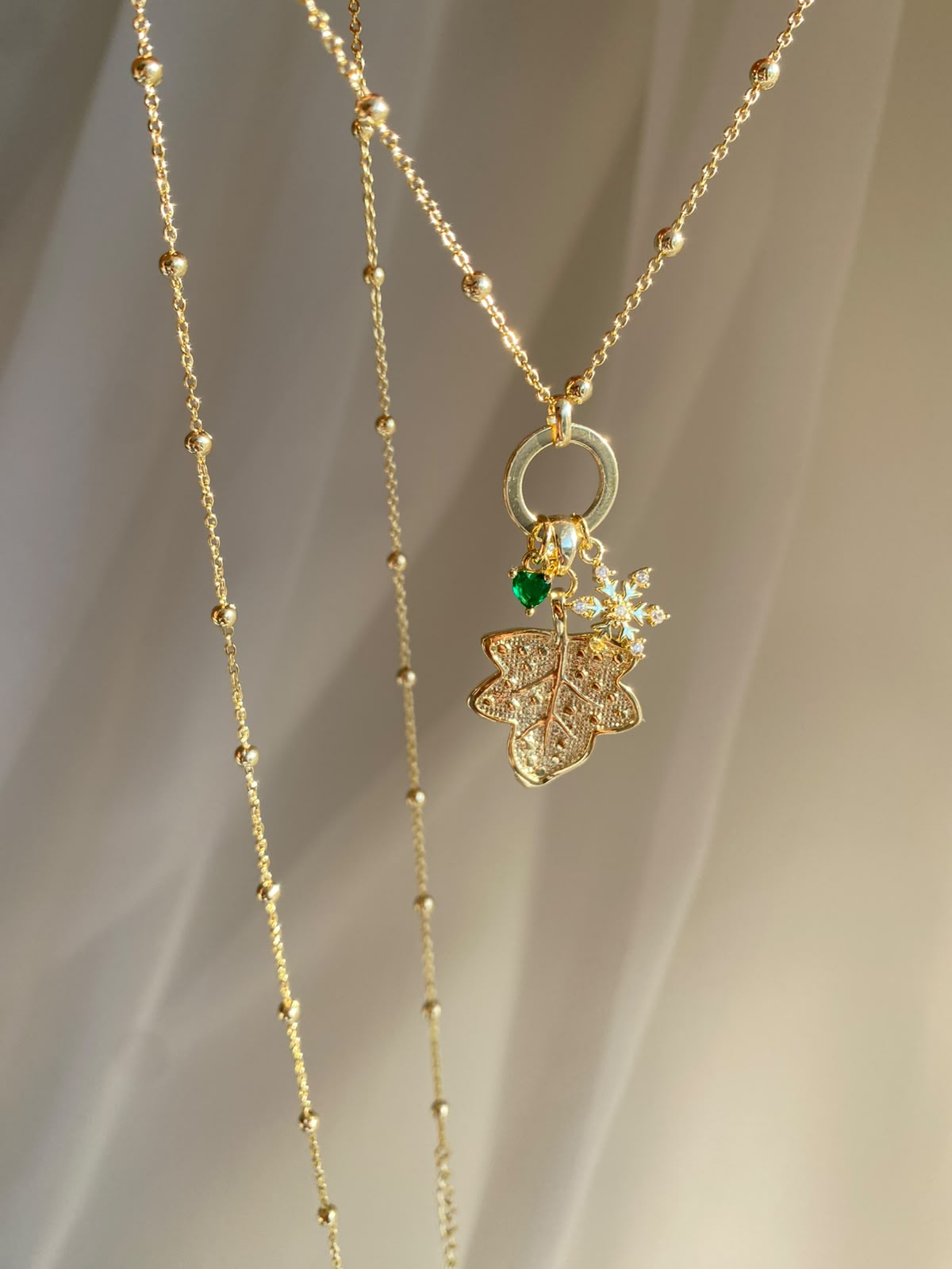 Leaf charm uzun kolye