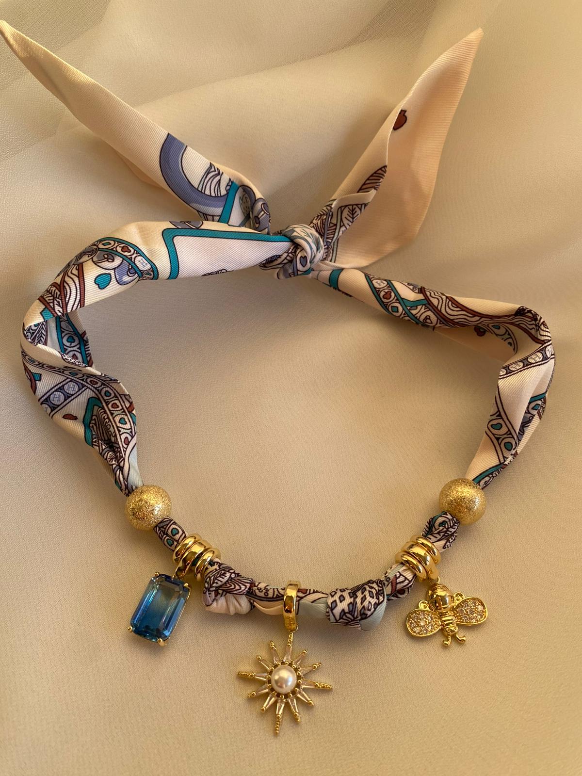 İnci charm fular kolye