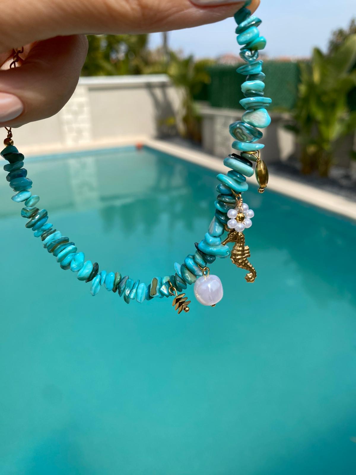 Seahorse charm halhal