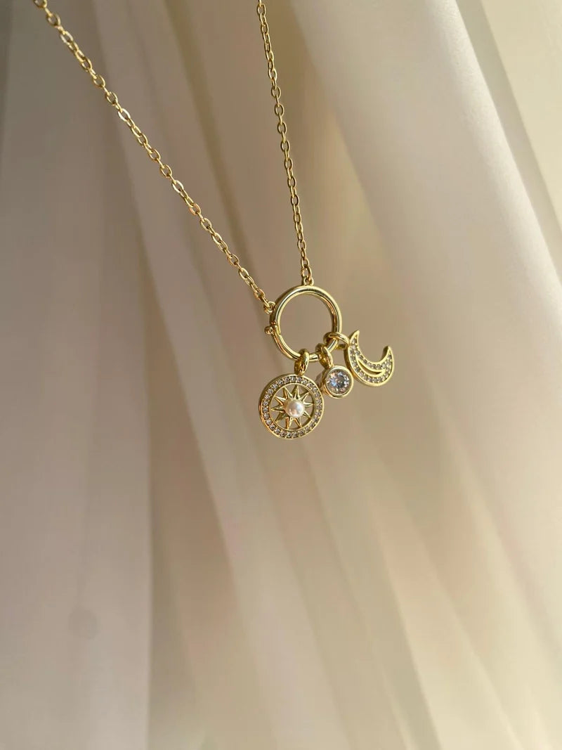 charm moon kolye