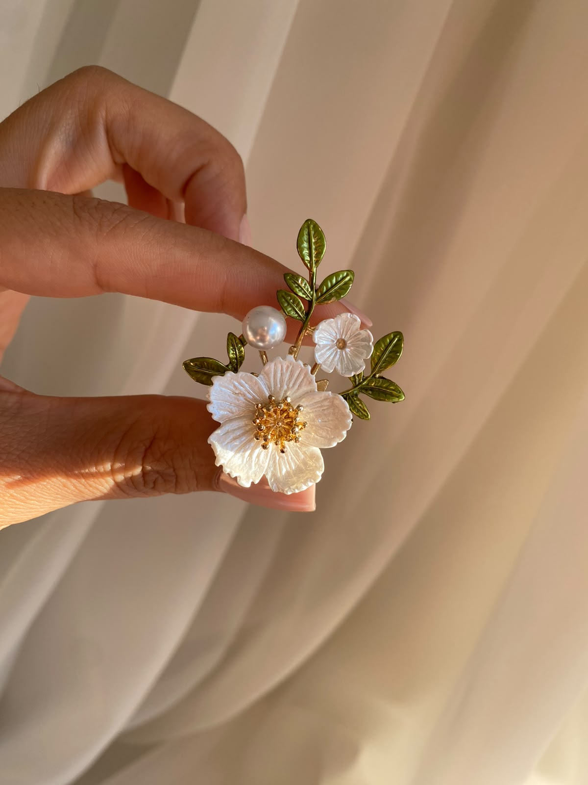 Flowers & leaf broş