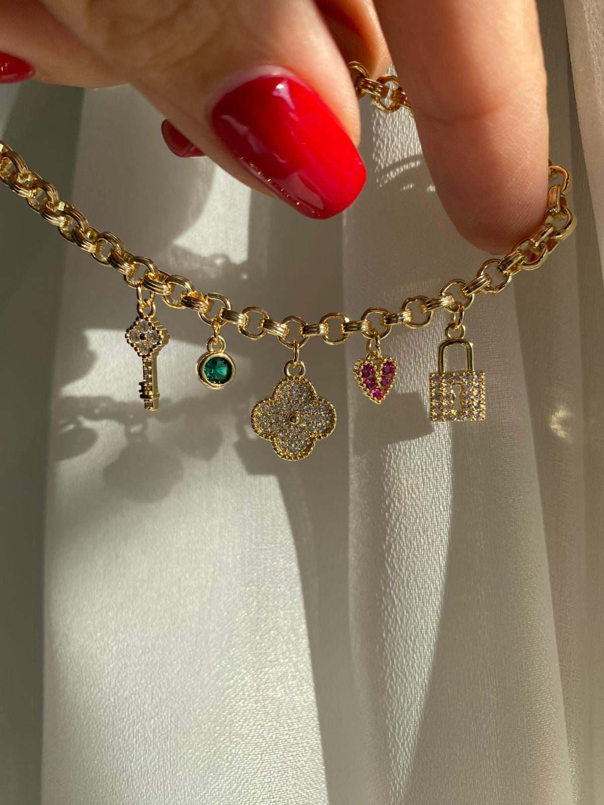 clover charm bileklik