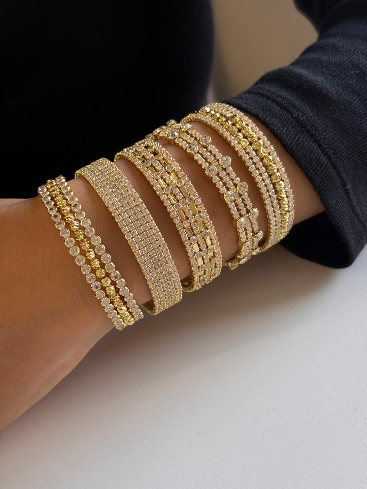 Alissa Esnek Kelepçeler