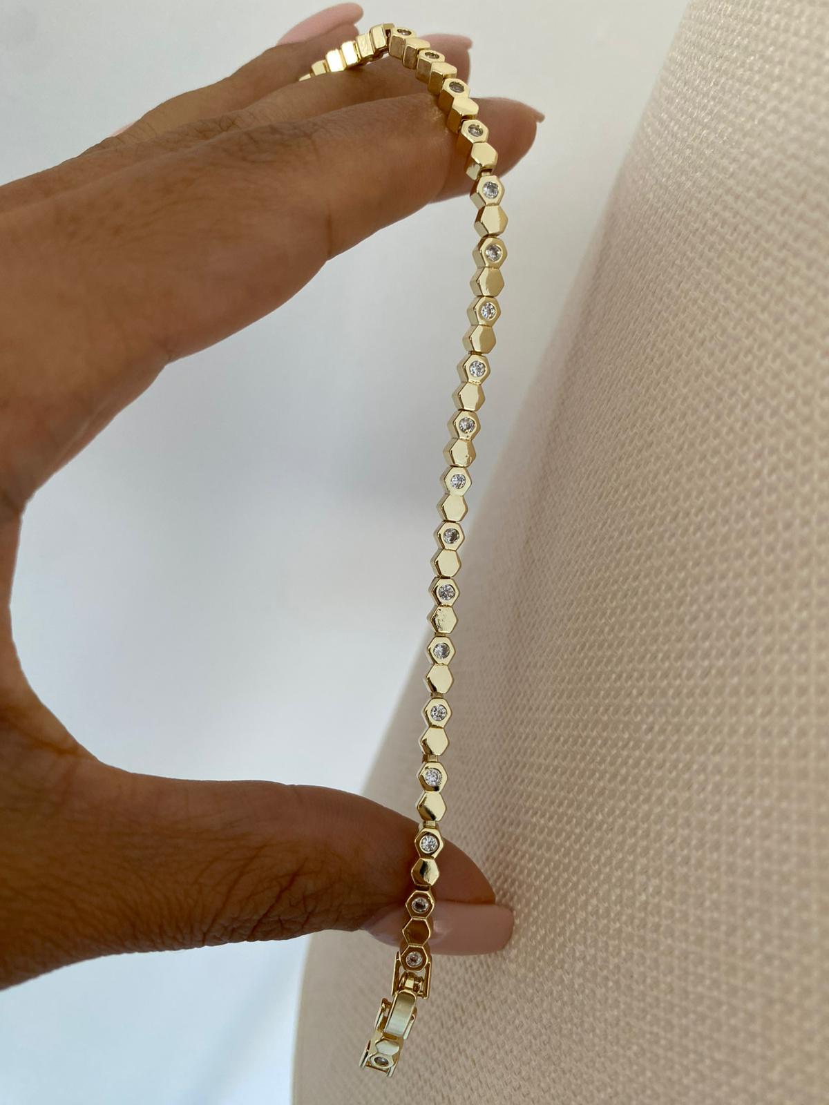 Minimal petek bileklik