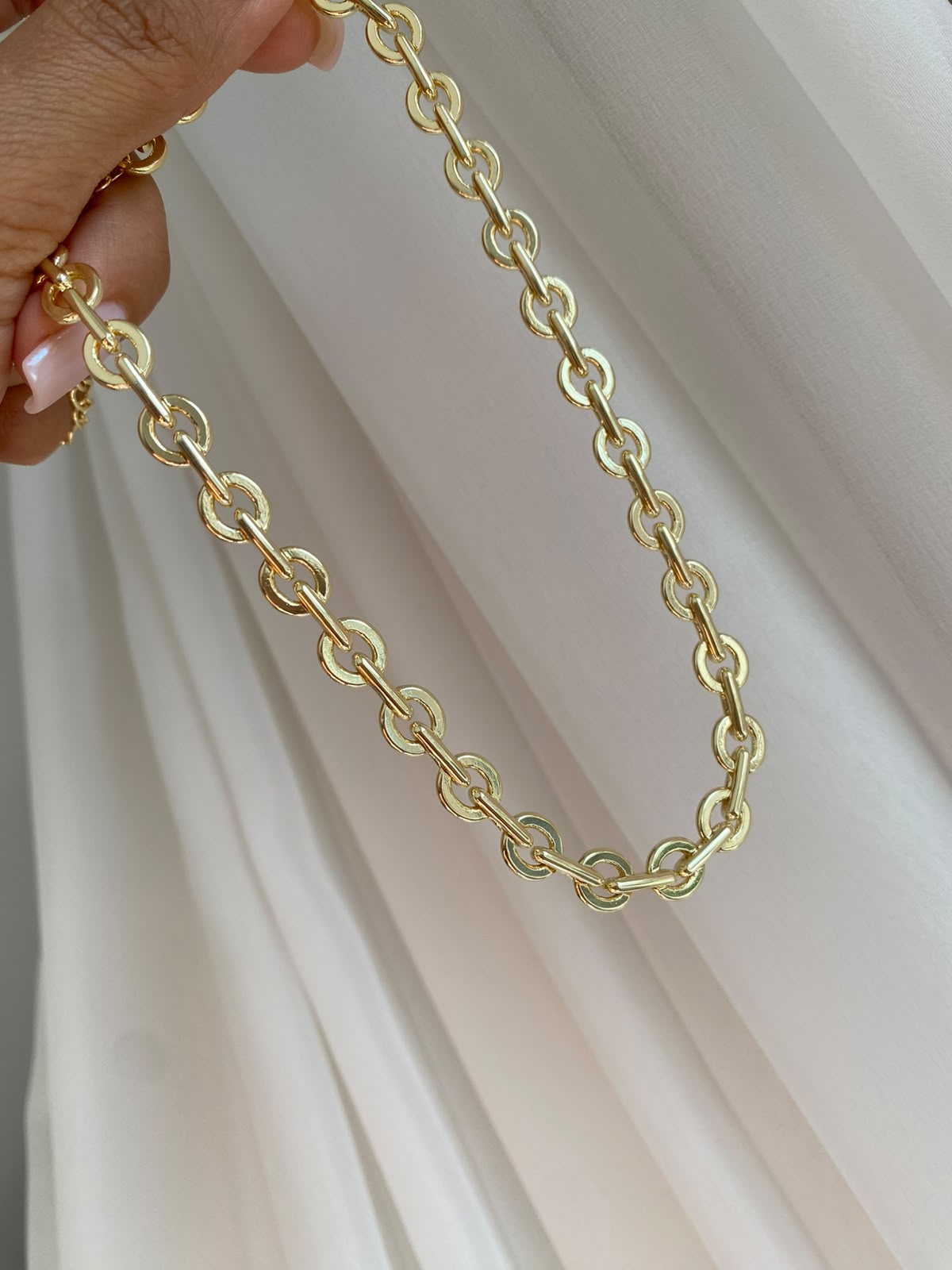 Evaly choker