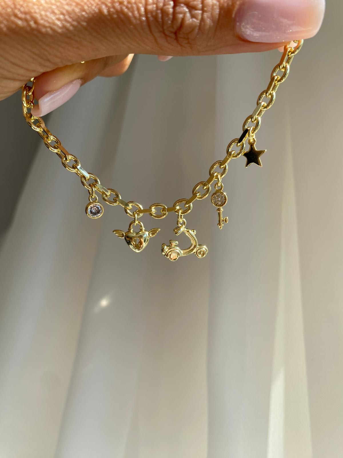 Heart cars charm bileklik