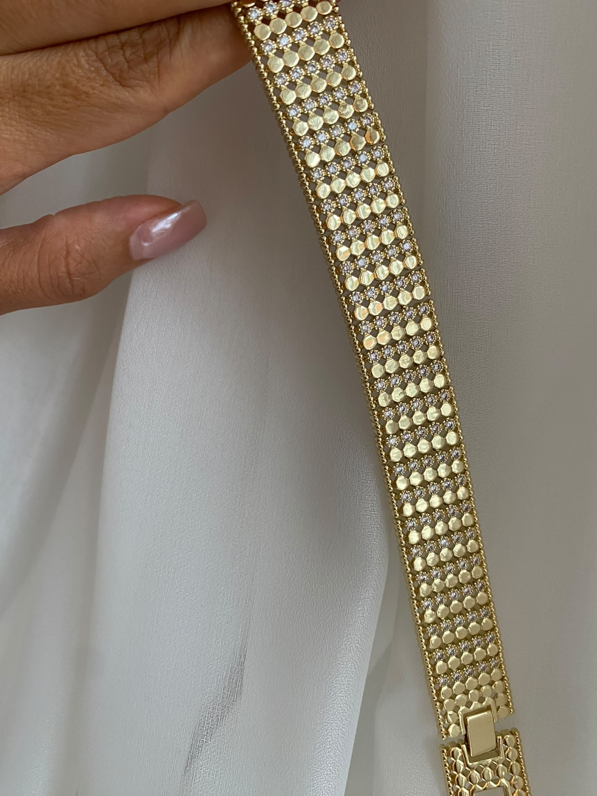 Zircon hasır bileklik