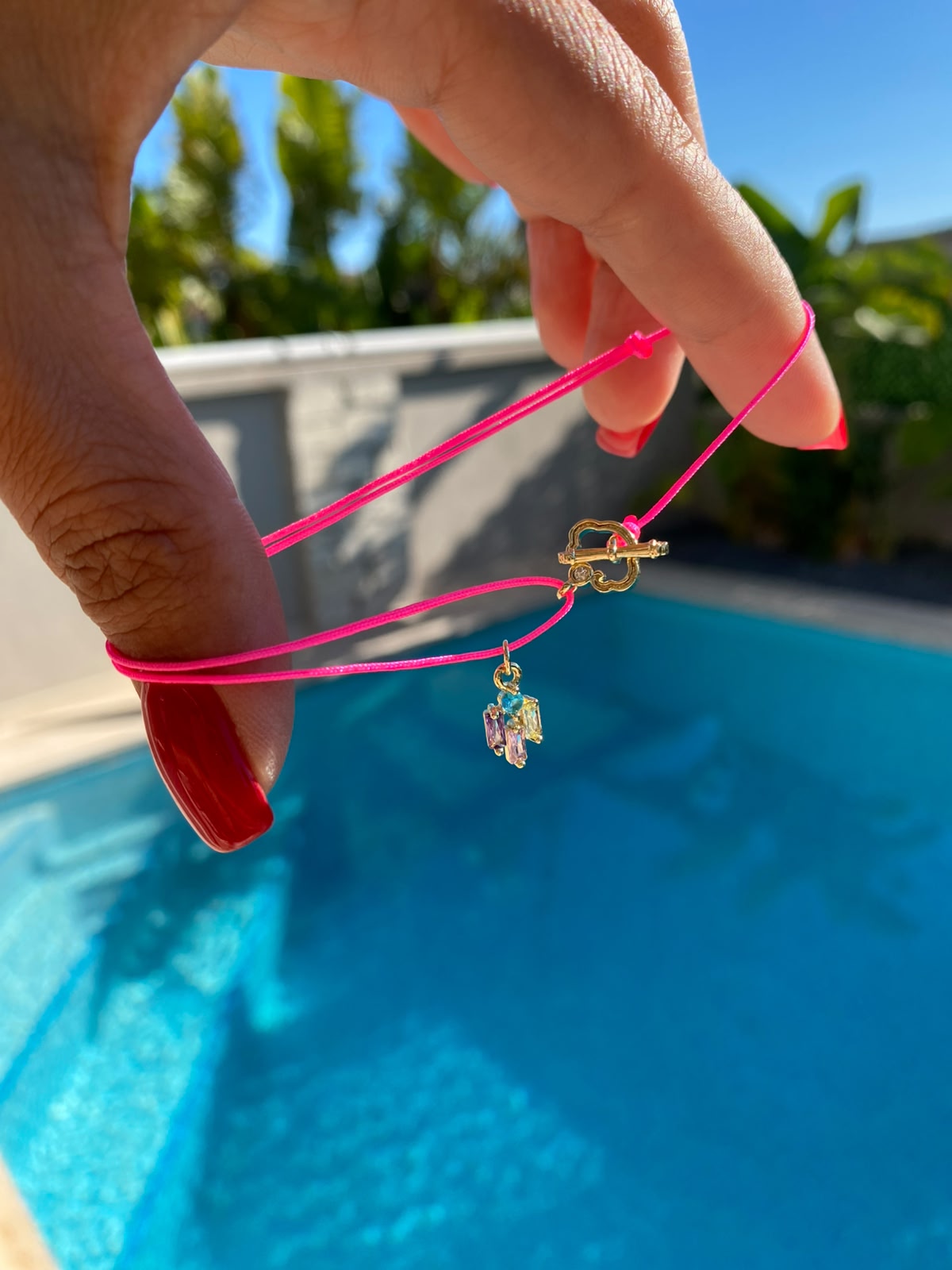 Pink baugets halhal