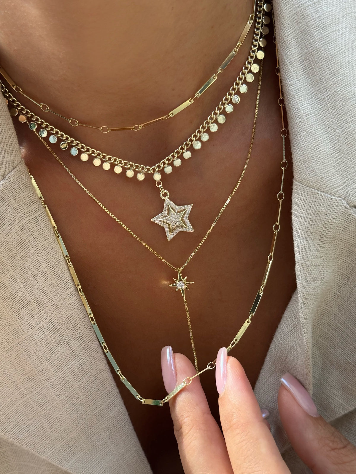 Poles star kolyeler