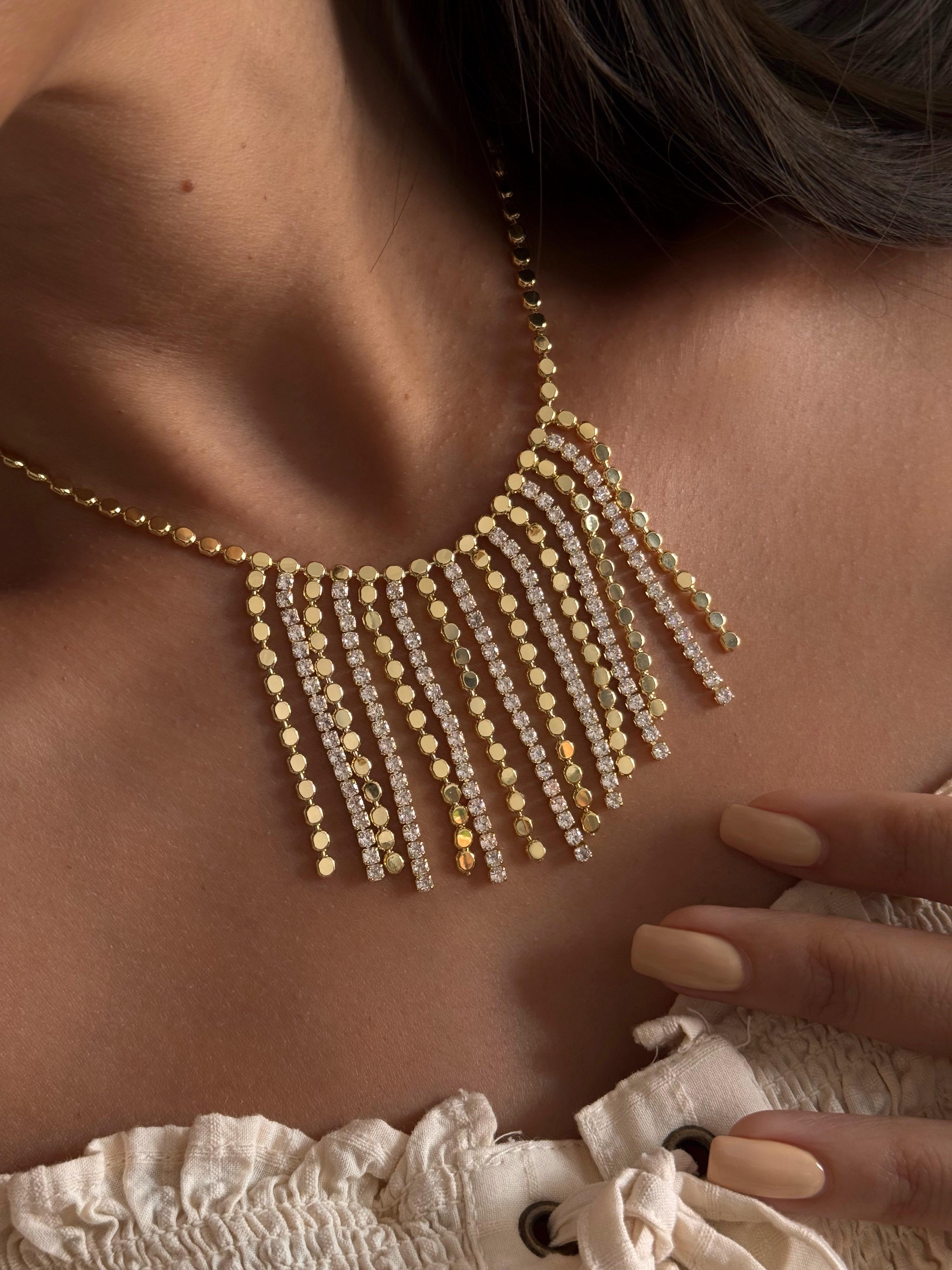 Shinelure Choker