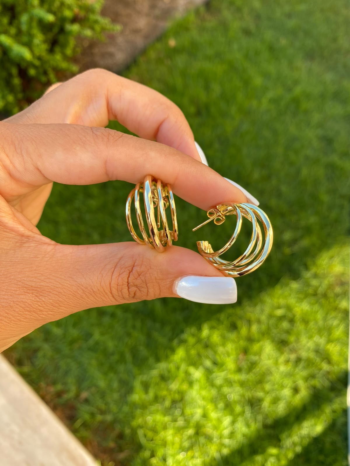 Layered hoop küpe