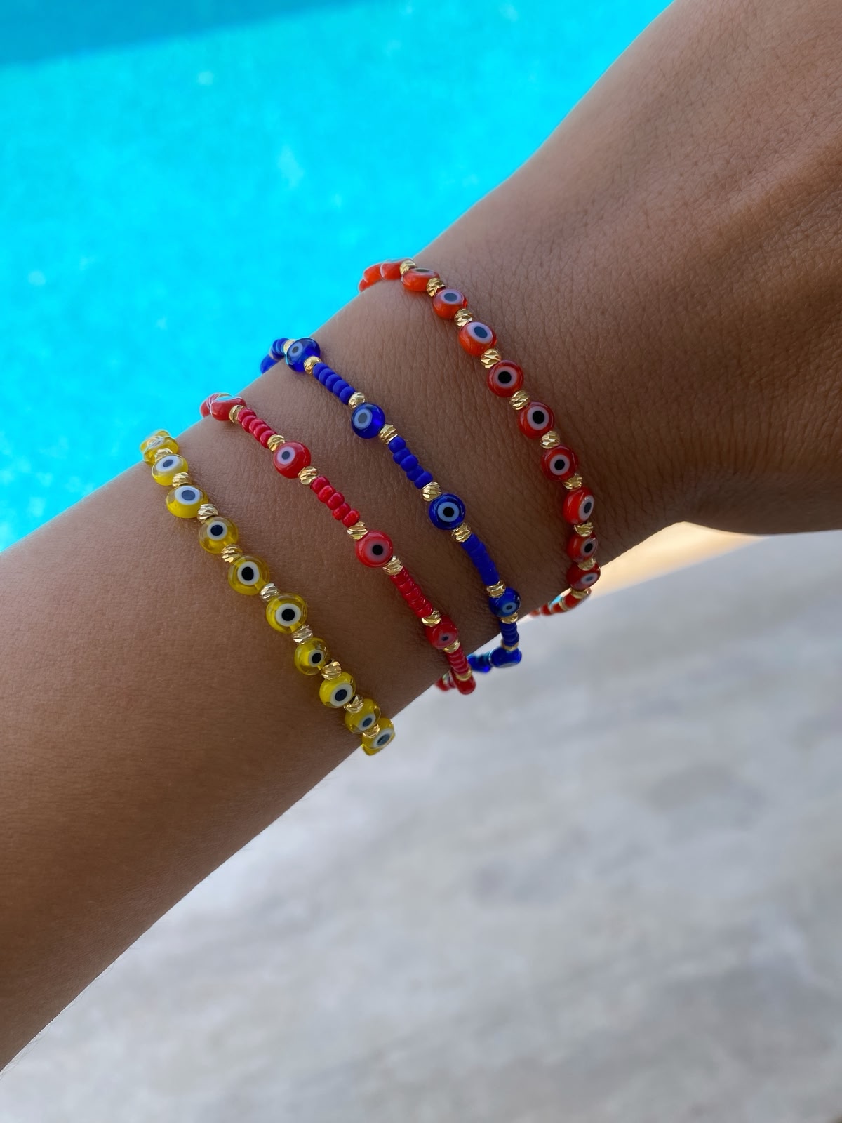 Evil eye bileklikler