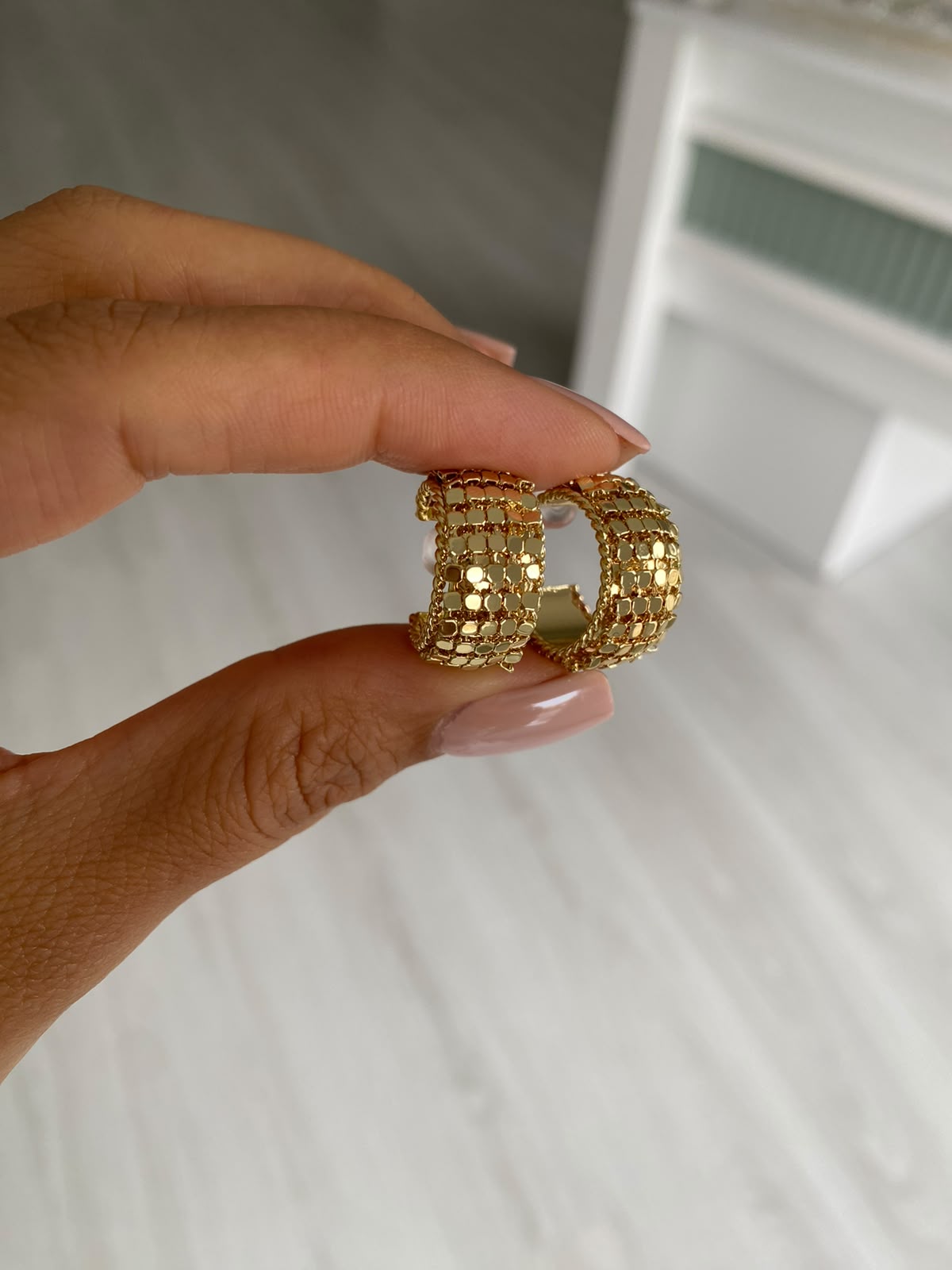 Gold pull küpe