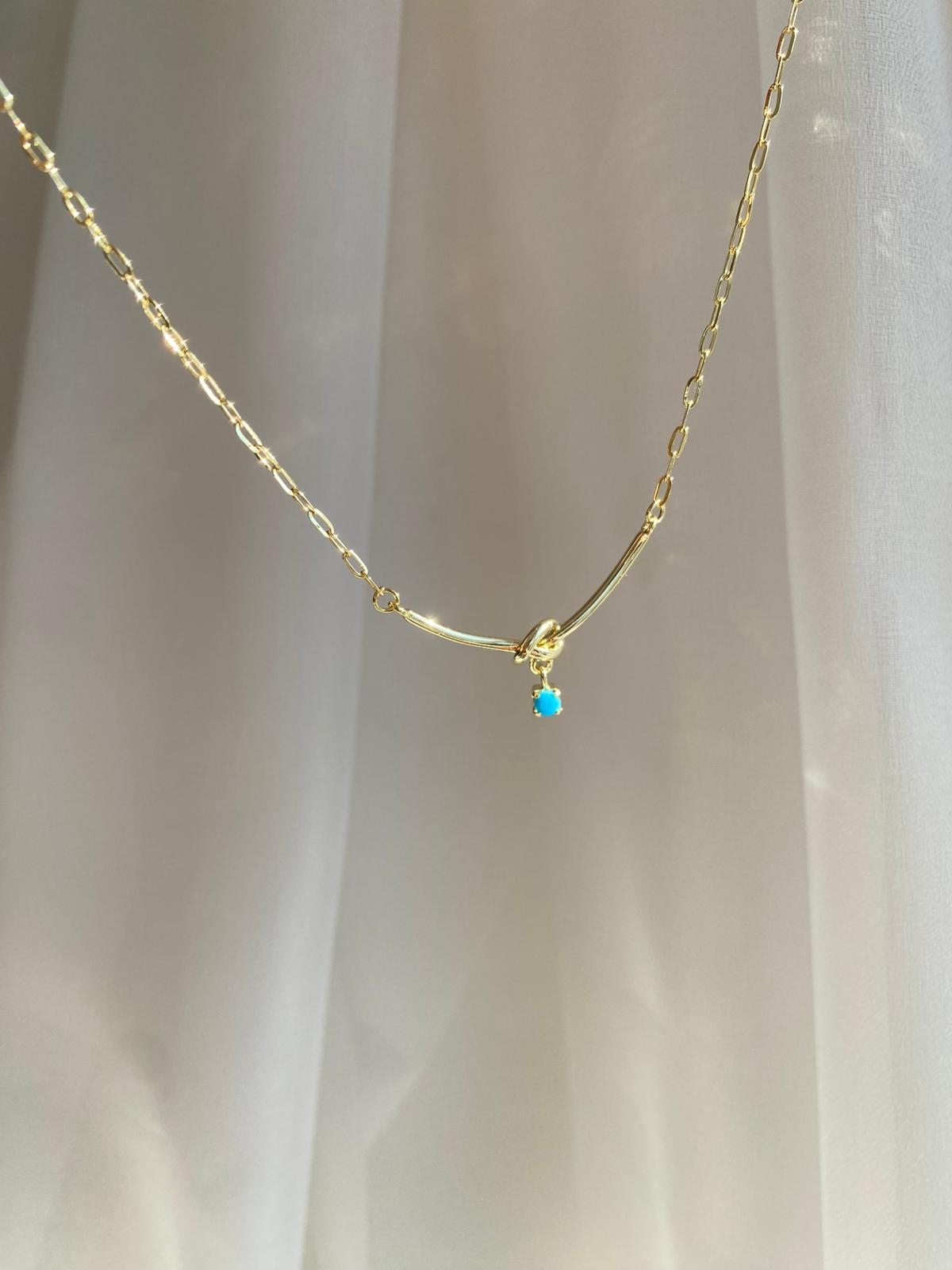 blu stone düğüm kolye