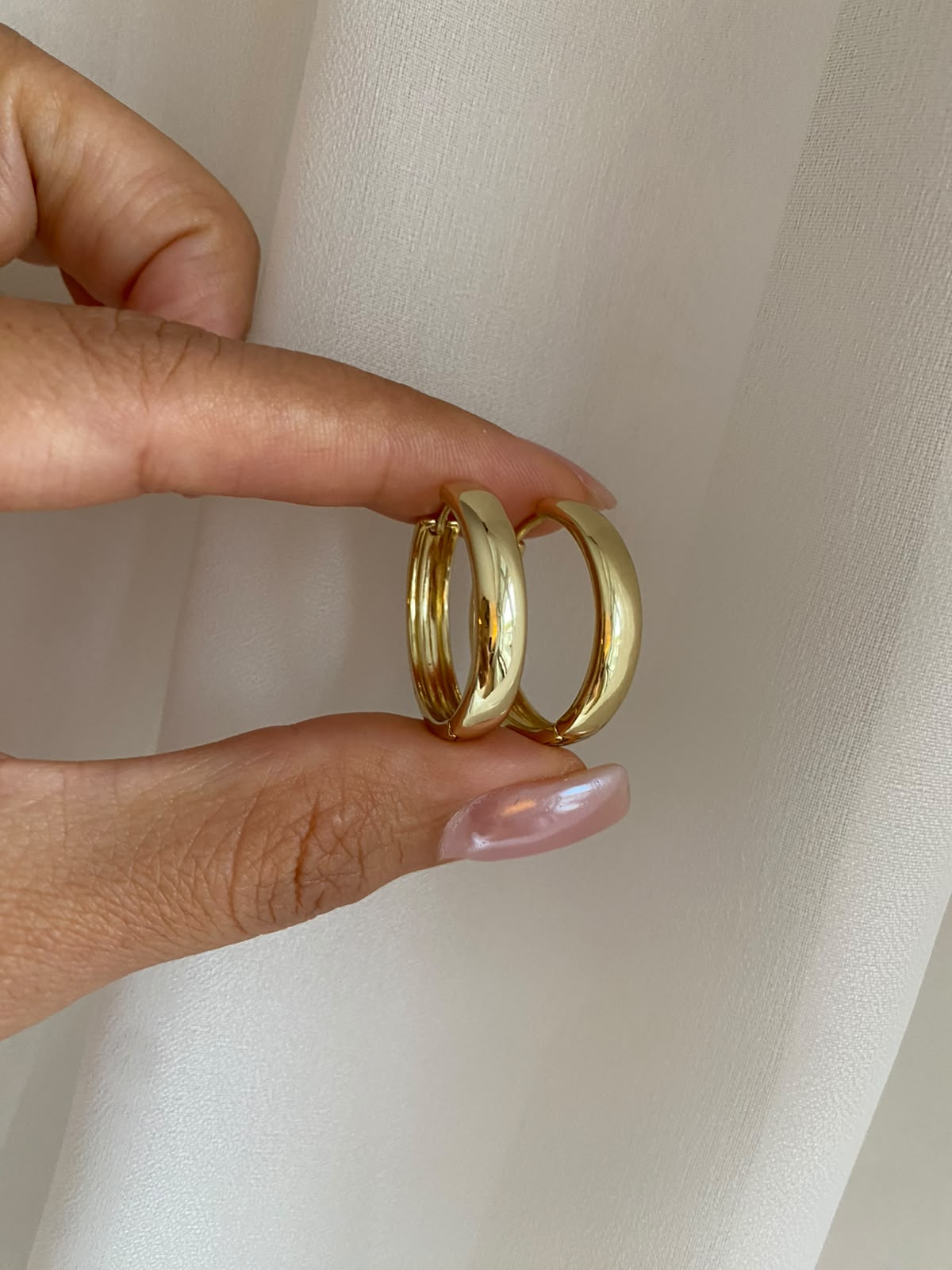Golds loa küpe