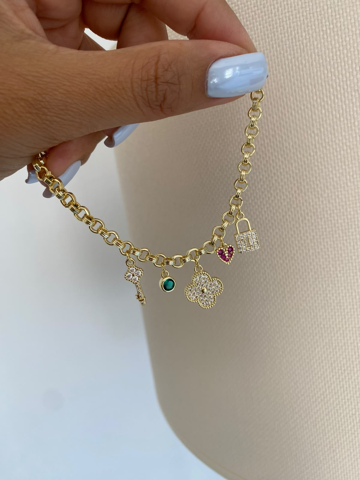 clovers charm bileklik