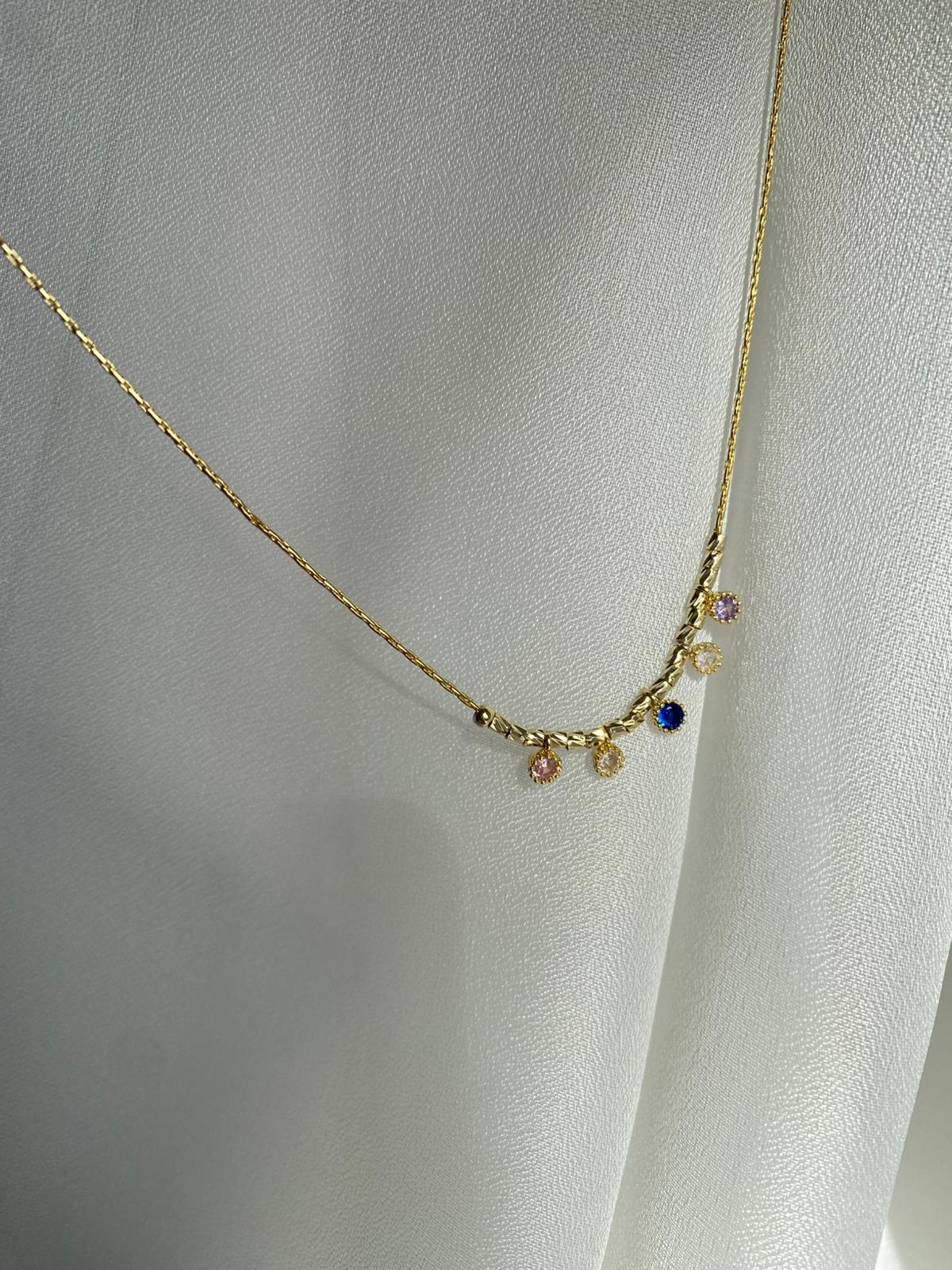 Colours Symbol Kolye