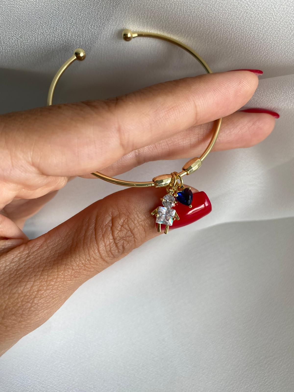 Girls And Boy ince Kelepçe